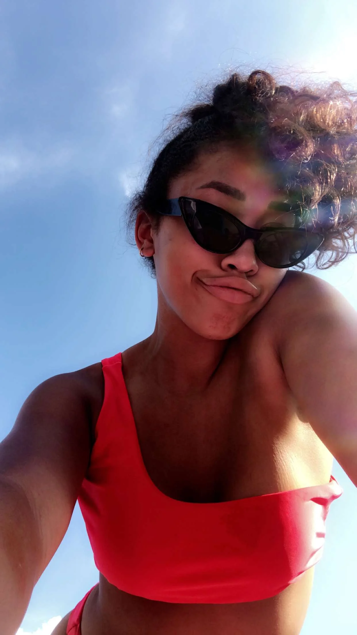 Lookbook: SUNGLASSES YOU NEED IN SUMMER 2019