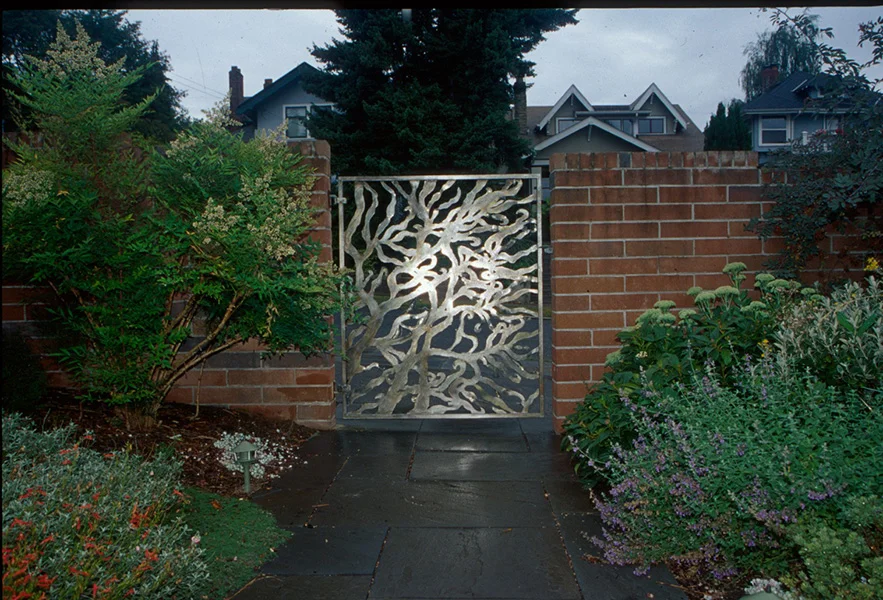 2.-Willow-Gate-garden-view.jpg