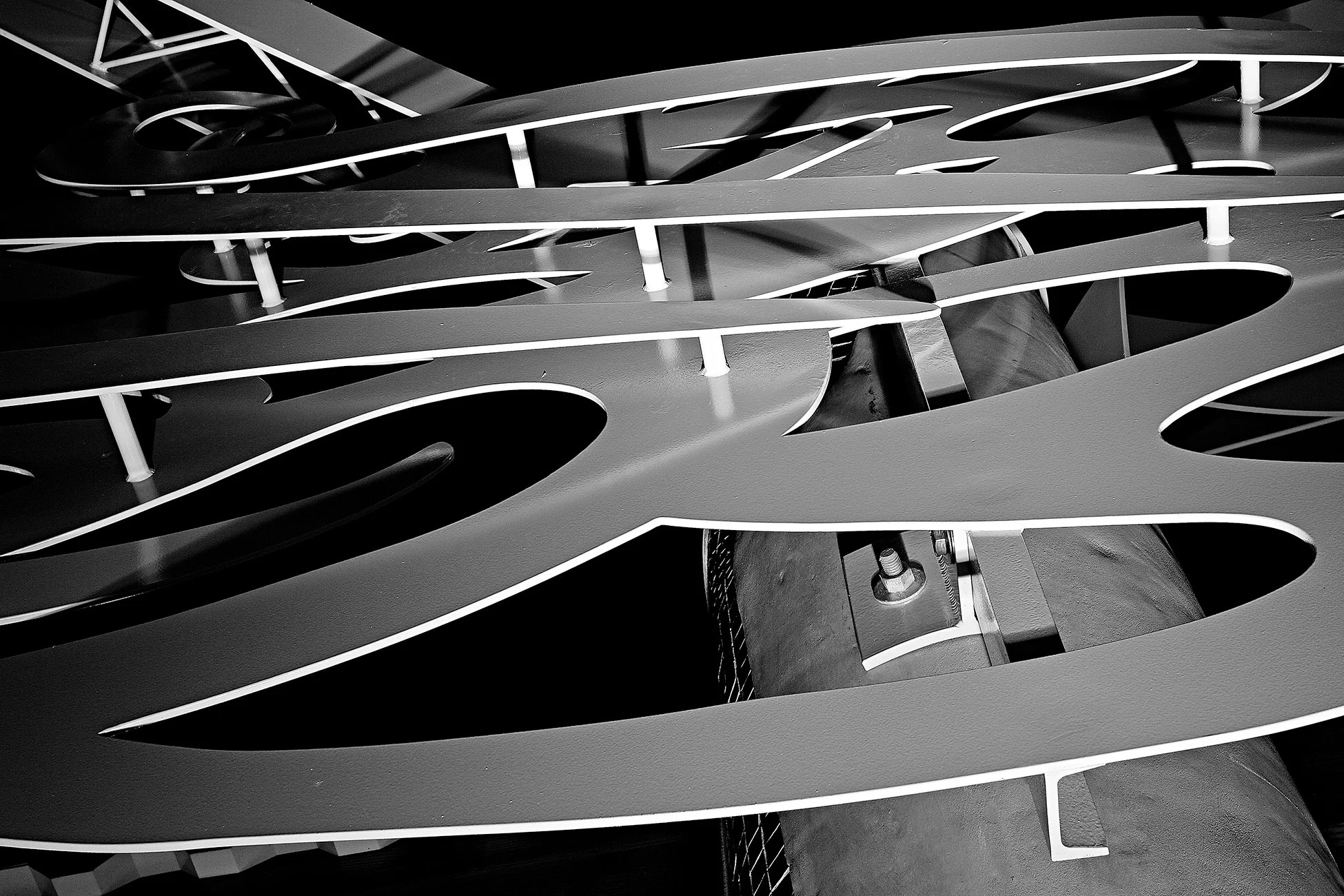 7.Flow.night_detail.jpg