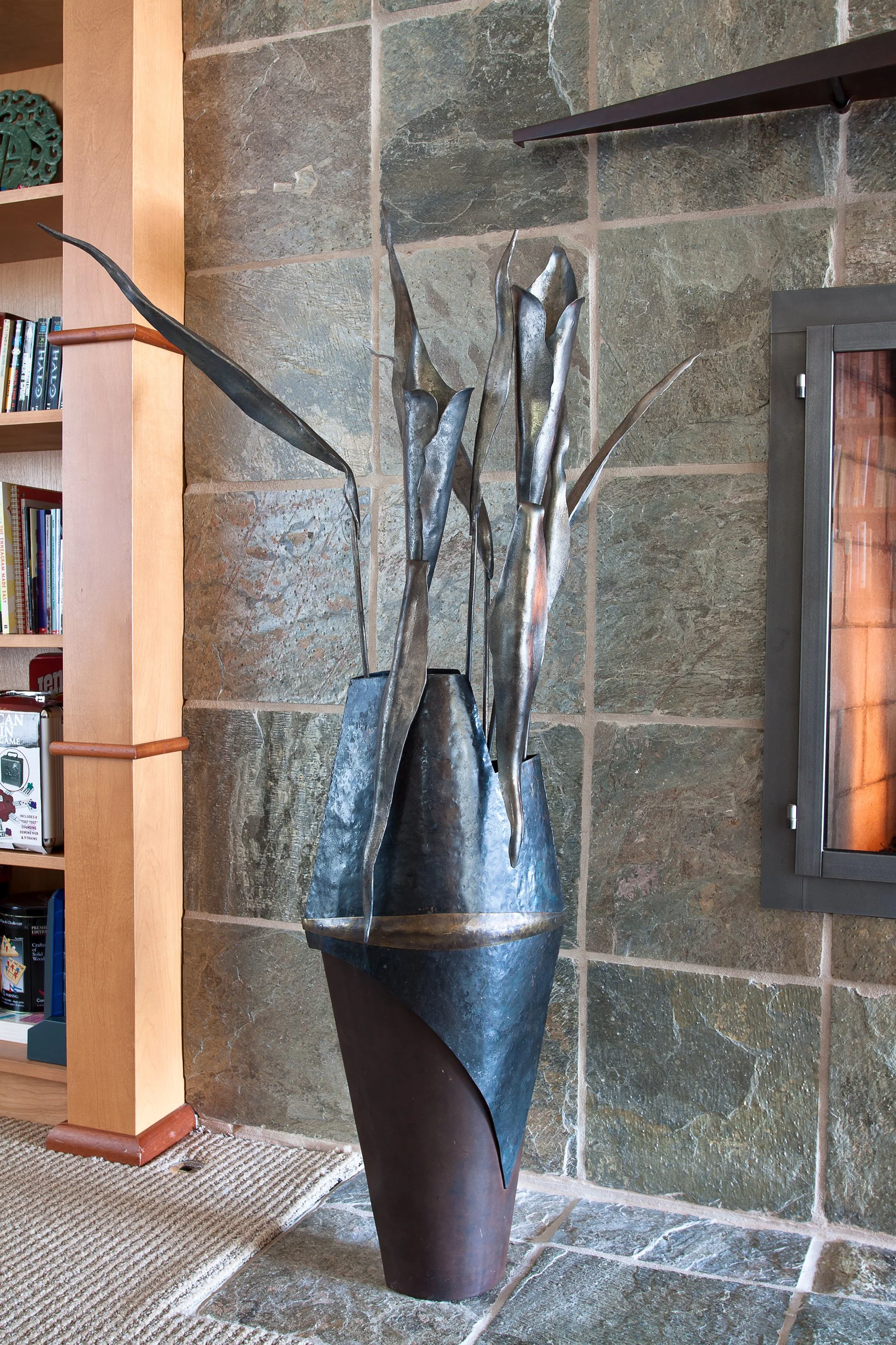 2.Fireplace.Vase_0171.jpg