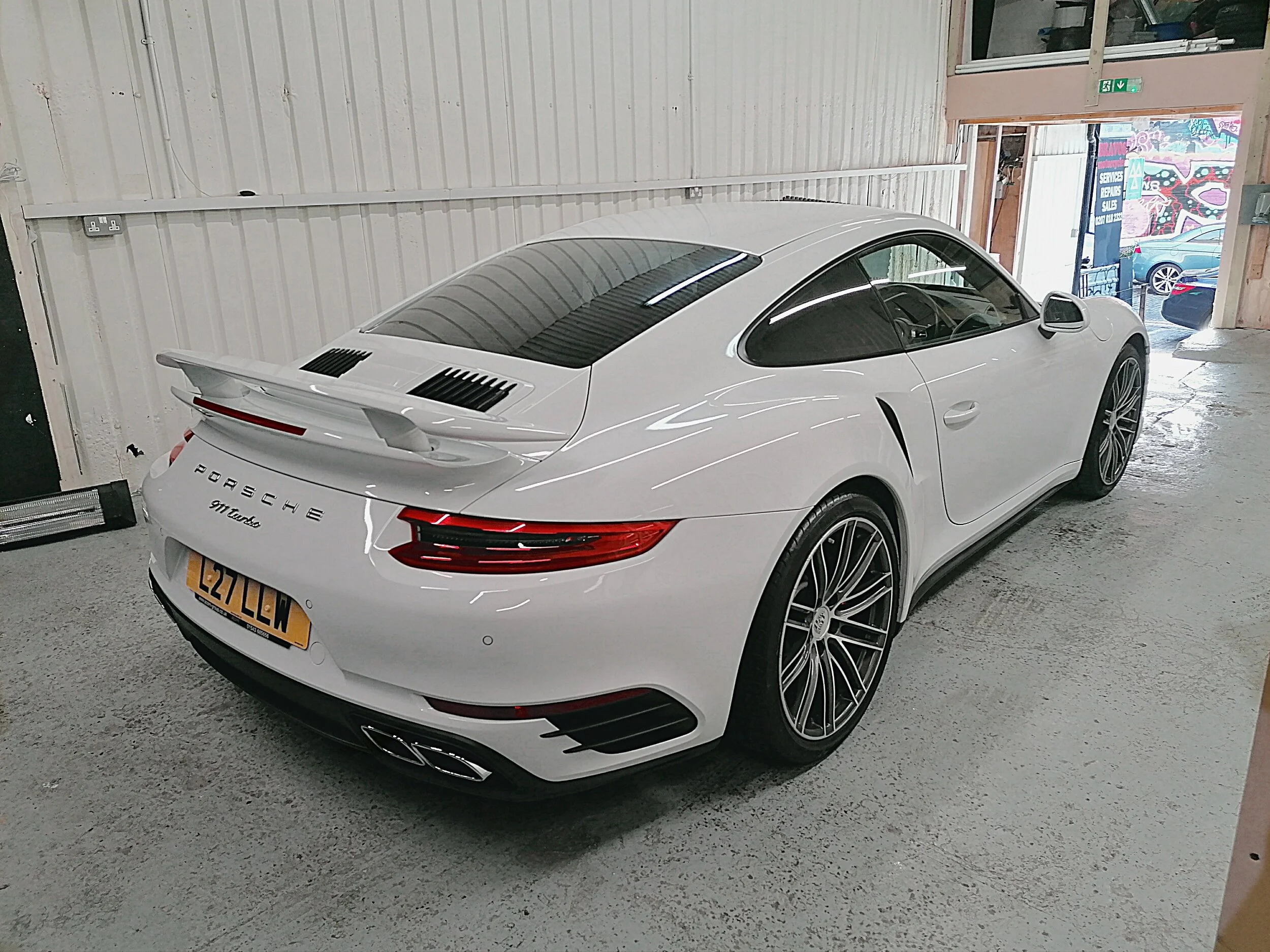 Porsche 911 turbo CAR DETAILING & Ceramic Coating Paint Protection Service in London 