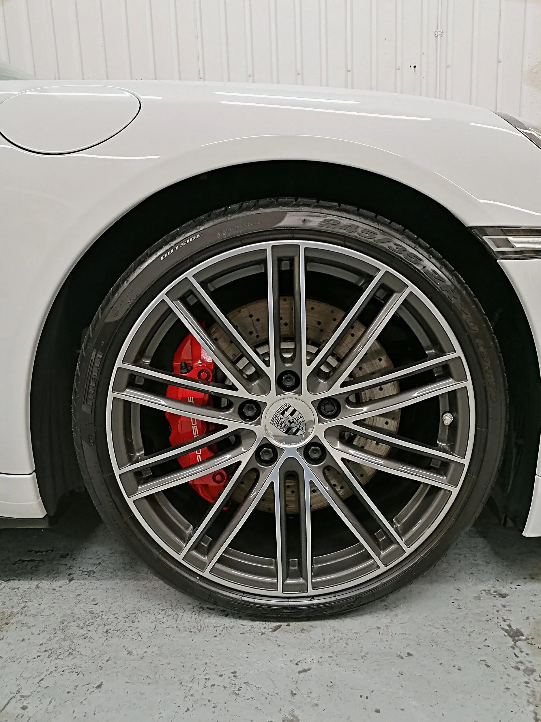 Porsche 911 turbo CAR DETAILING & Ceramic Coating Paint Protection Service in London 