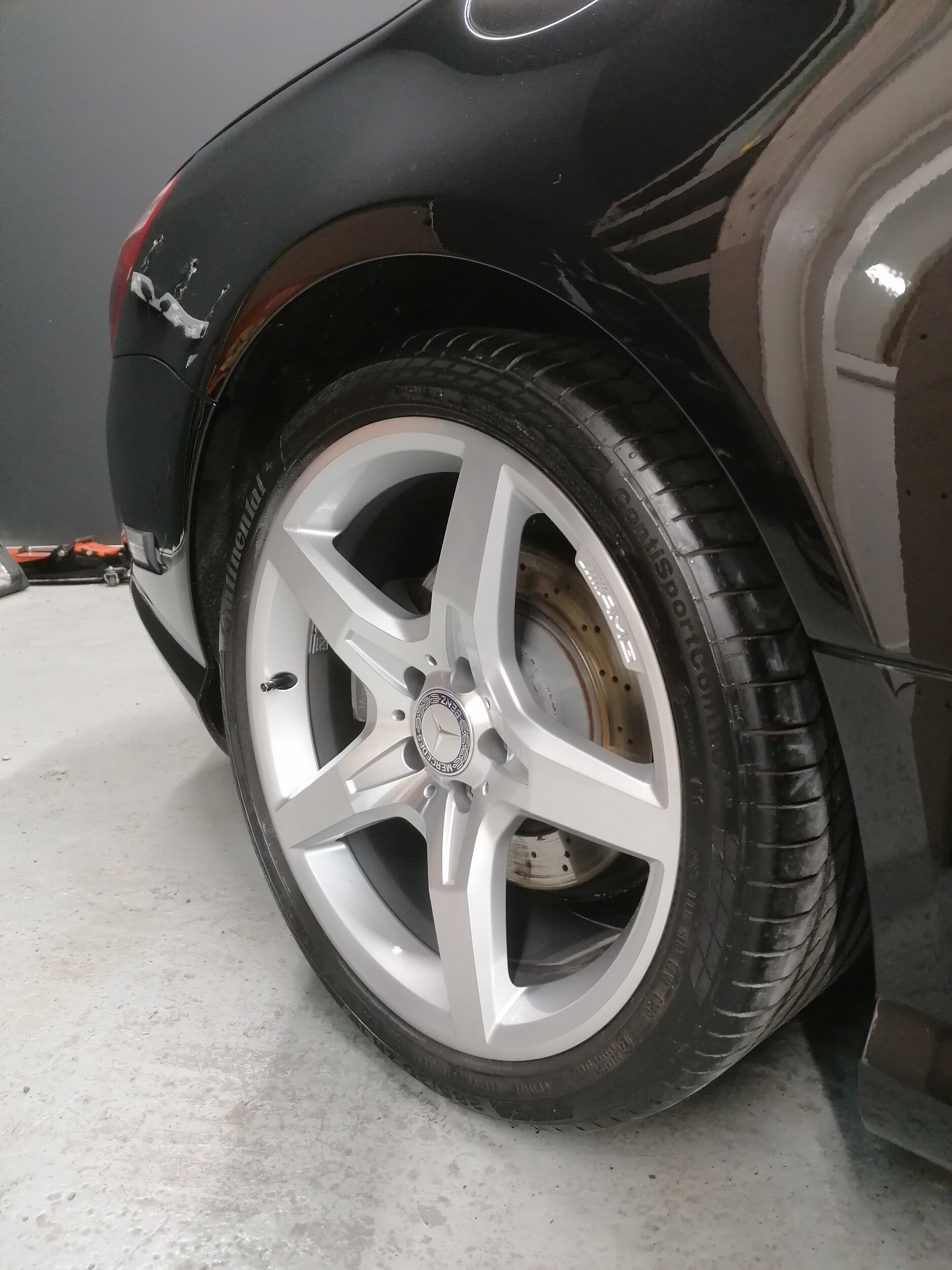 MEECEDES DIAMOND CUT ALLOY DIAMOND CUT ALLOY WHEEL REFURBISHMENT SERVICE IN LONDON E2