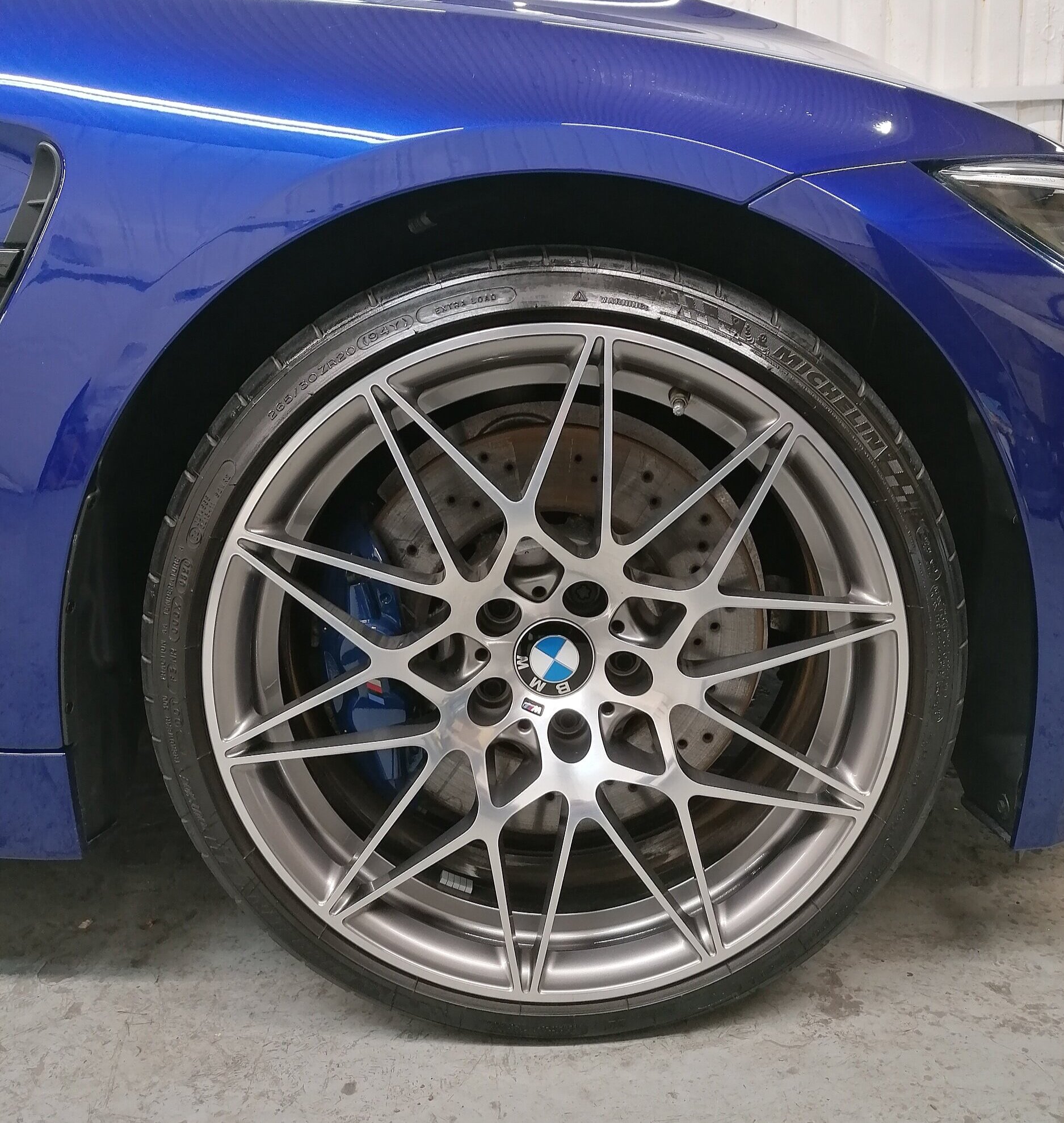 BMW M3 M4 M5 M6 M7 M8 DIAMOND CUT ALLOY WHEEL REFURBISHMENT SERVICE IN LONDON