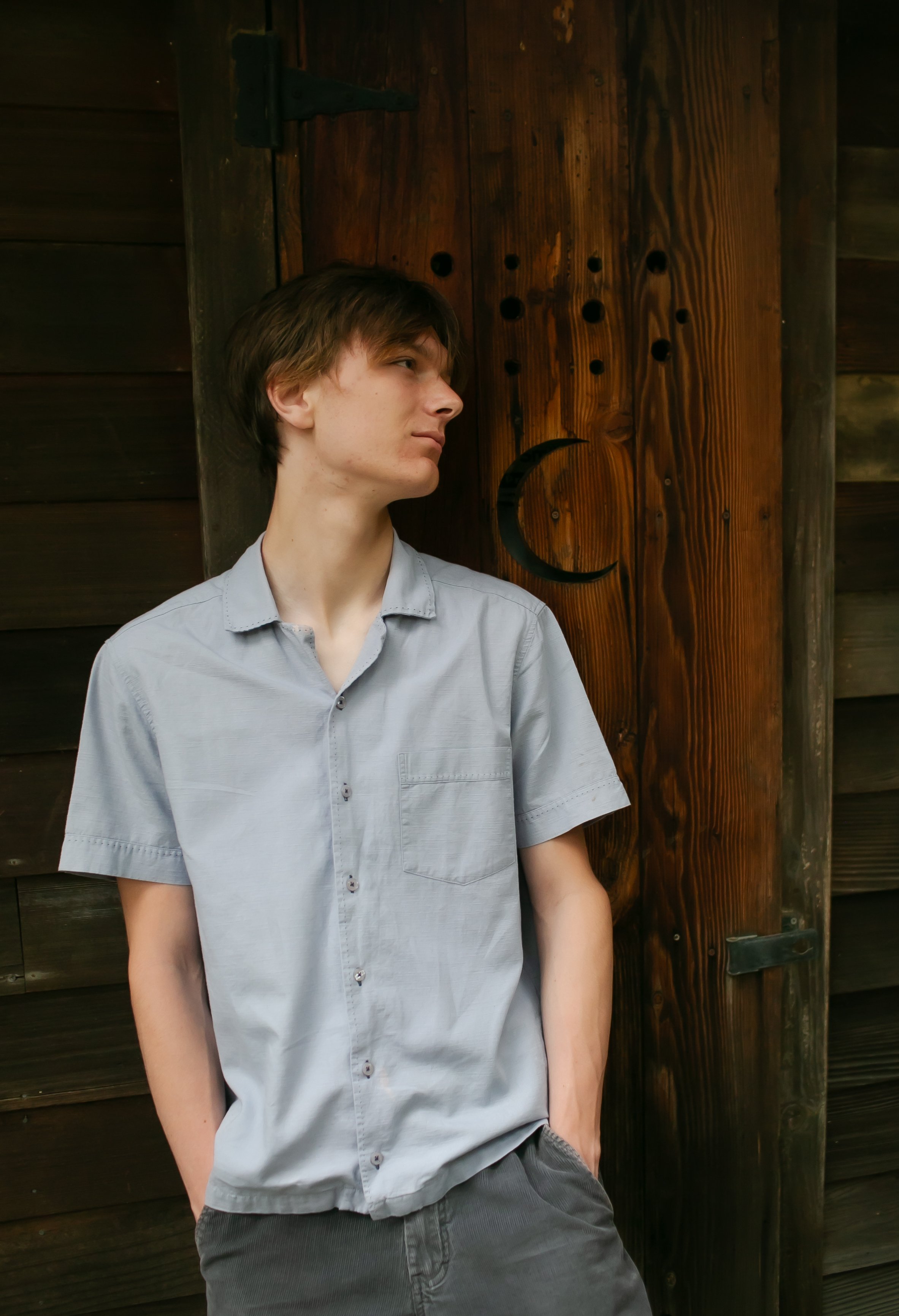 Vaughn Muhlethaler Senior Session-5.jpg