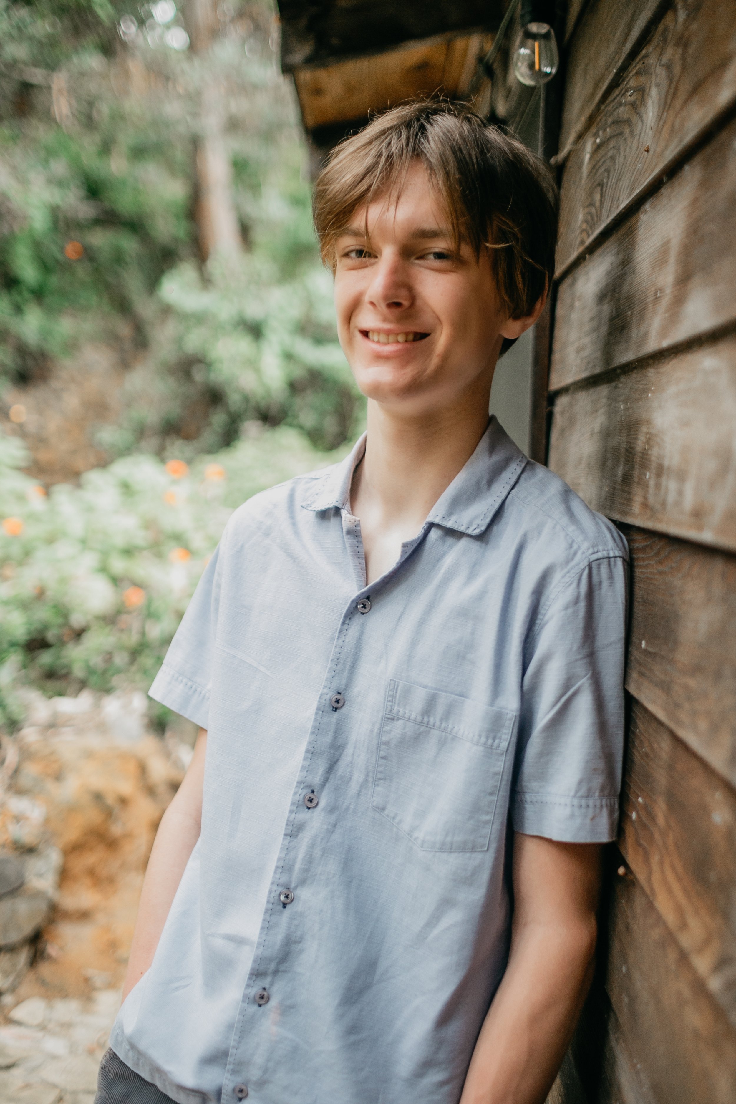 Vaughn Muhlethaler Senior Session-7.jpg