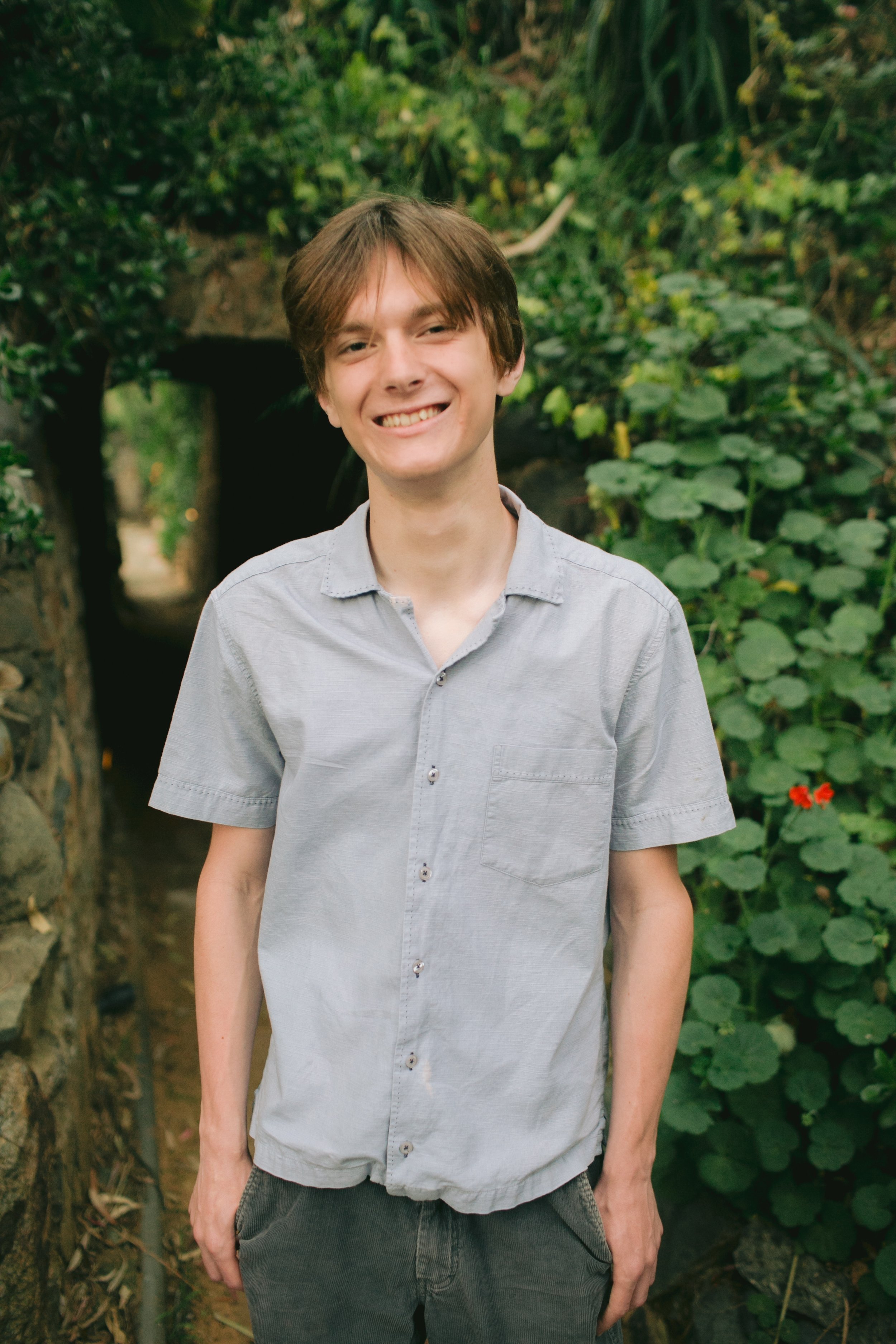 Vaughn Muhlethaler Senior Session-8.jpg