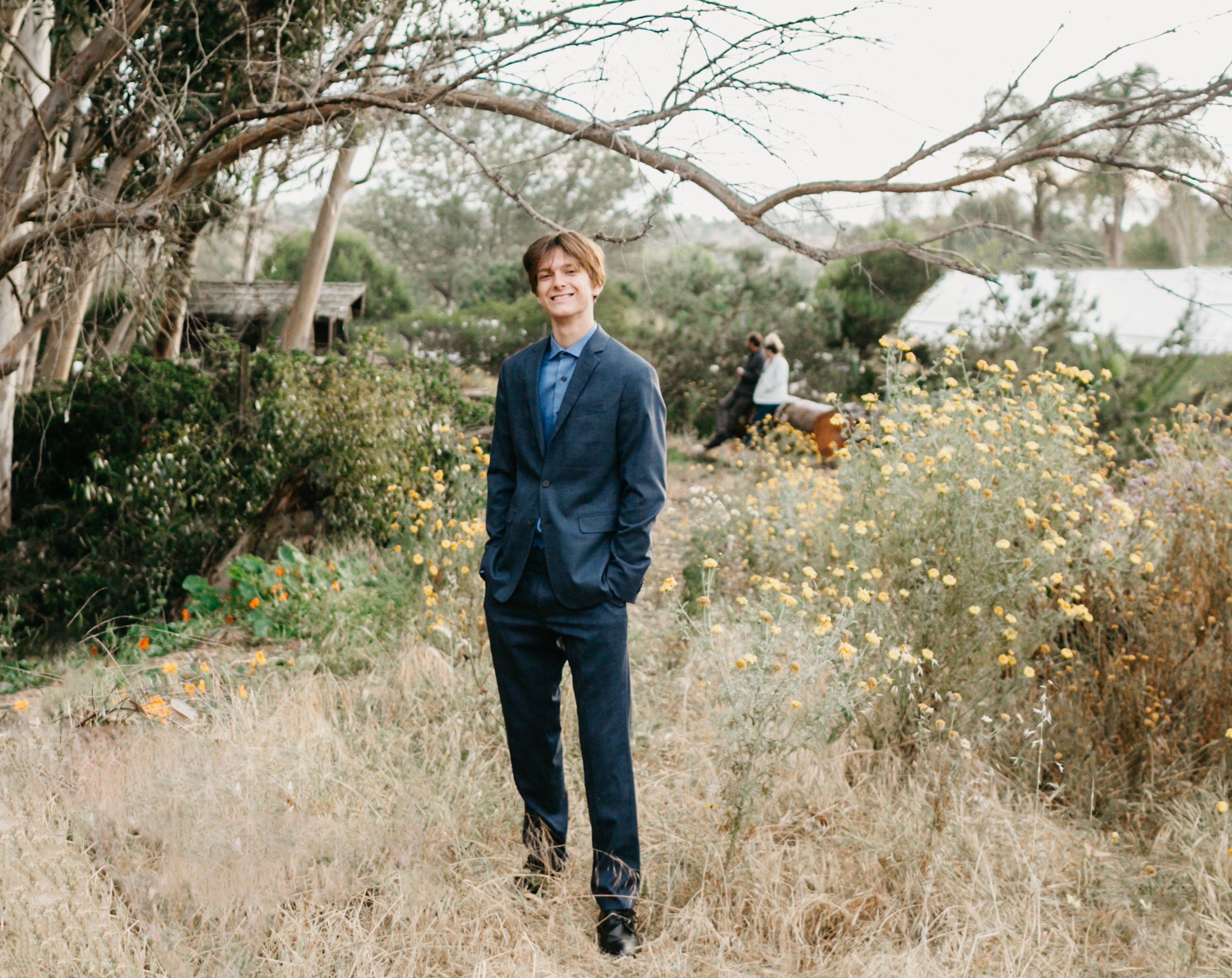 Vaughn Muhlethaler Senior Session-21.jpg