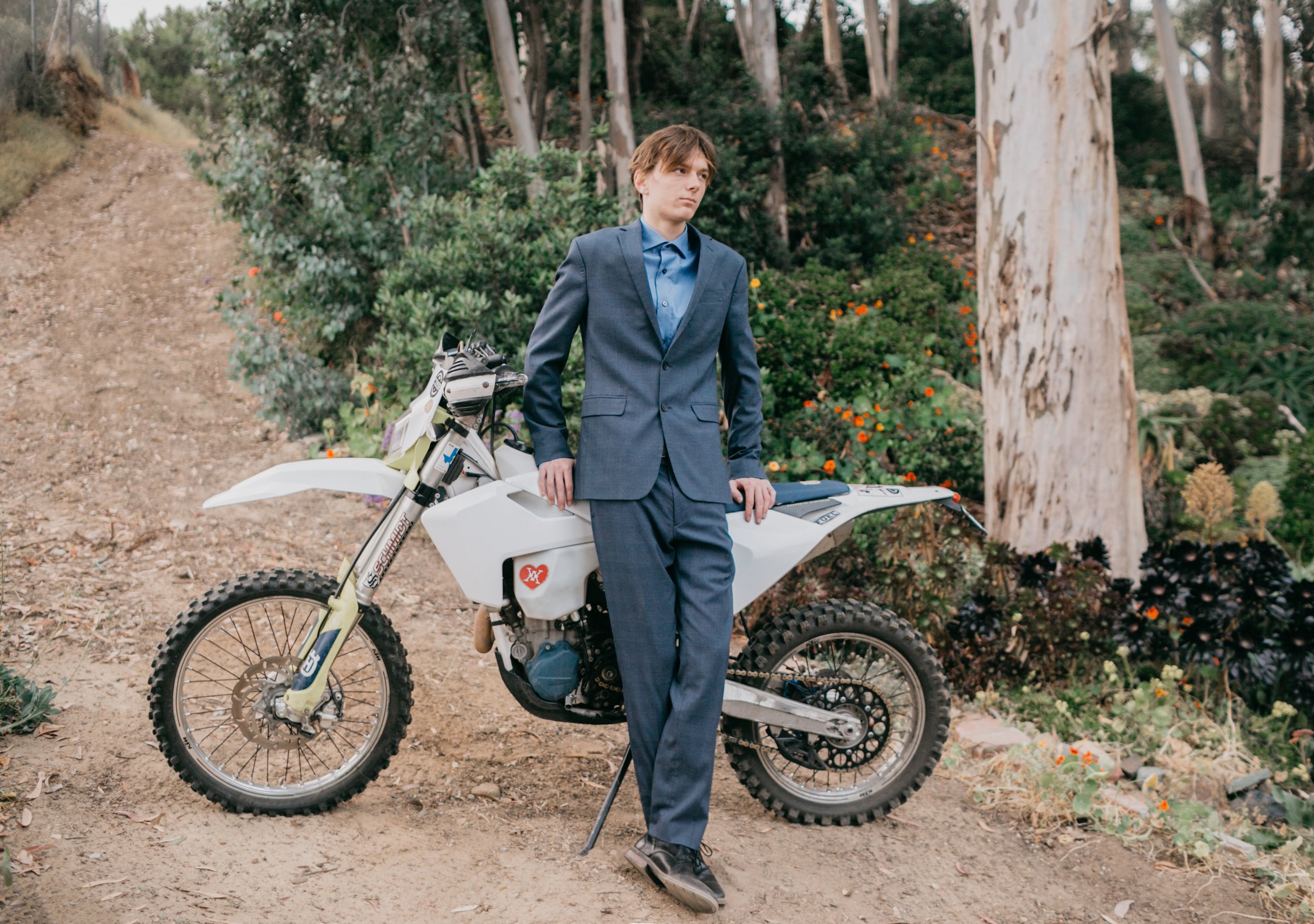 Vaughn Muhlethaler Senior Session-28.jpg