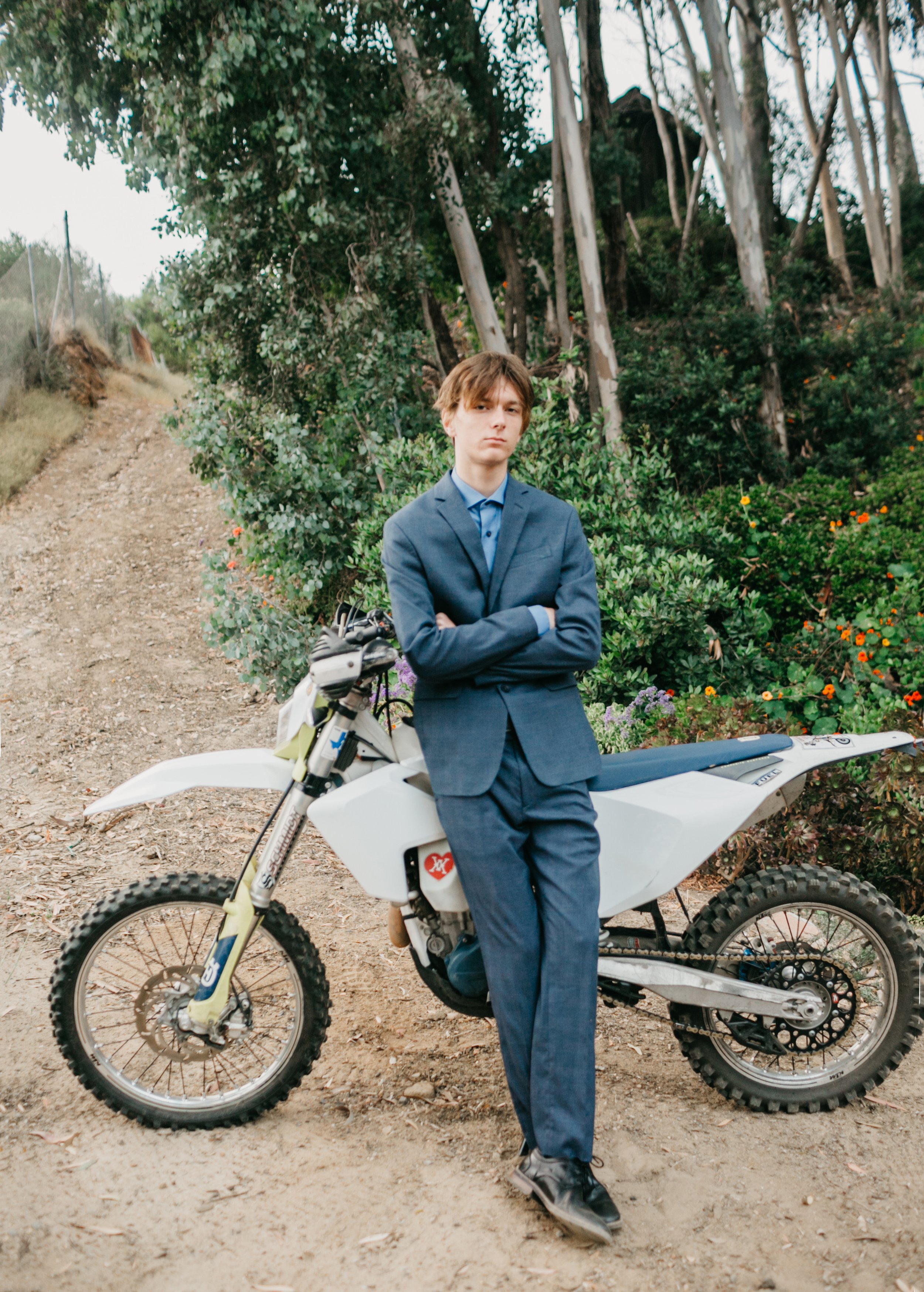Vaughn Muhlethaler Senior Session-29.jpg