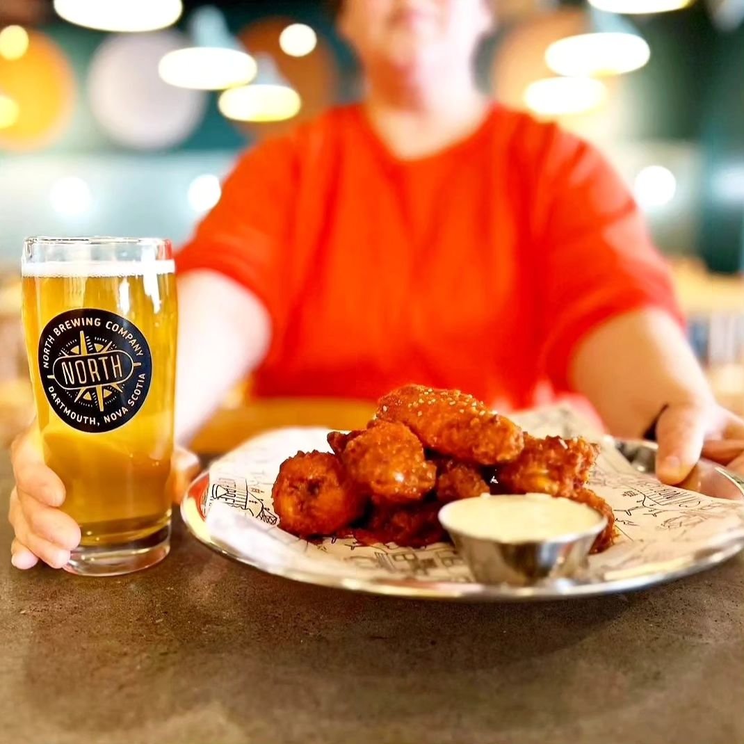 || WING WED. $10 WINGS ALL DAY LONG. WEEKLY FEATURE SAUCE: BUFFALO ||

Every Wednesday, our wings are only $10 all day! Our wings are made in-house with potato flake and are gluten-free*. 

This week's feature sauce: buffalo!

*Our kitchens are not e
