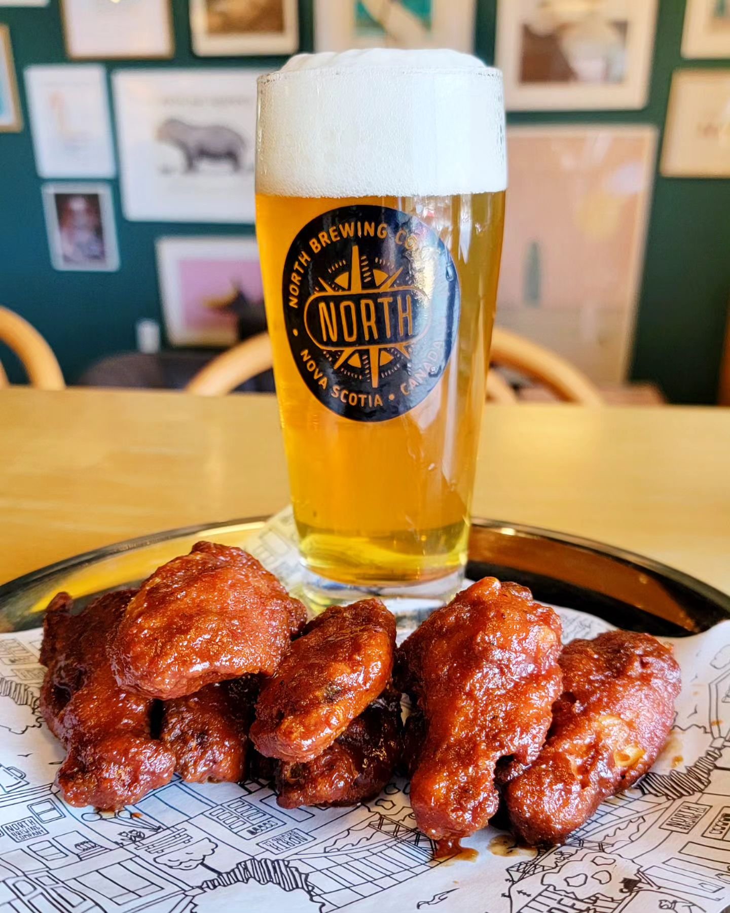 || WING WEDNESDAYS: $10 WINGS ALL DAY ||

Every Wednesday, our hand breaded wings are only $10! We also have a feature 13oz pour for $5.75.

This week's feature sauce is: Everyone's favourite maple bourbon BBQ sauce.

Image description: a photo of a 