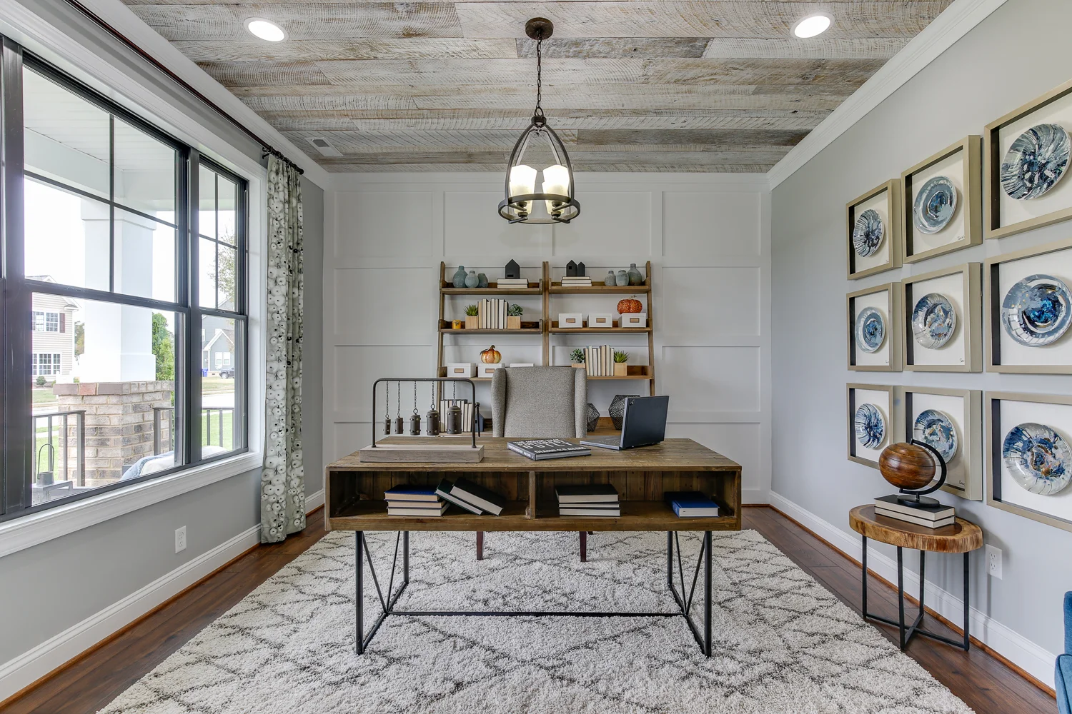 Web 4107 Colbourn Dr-14.jpg