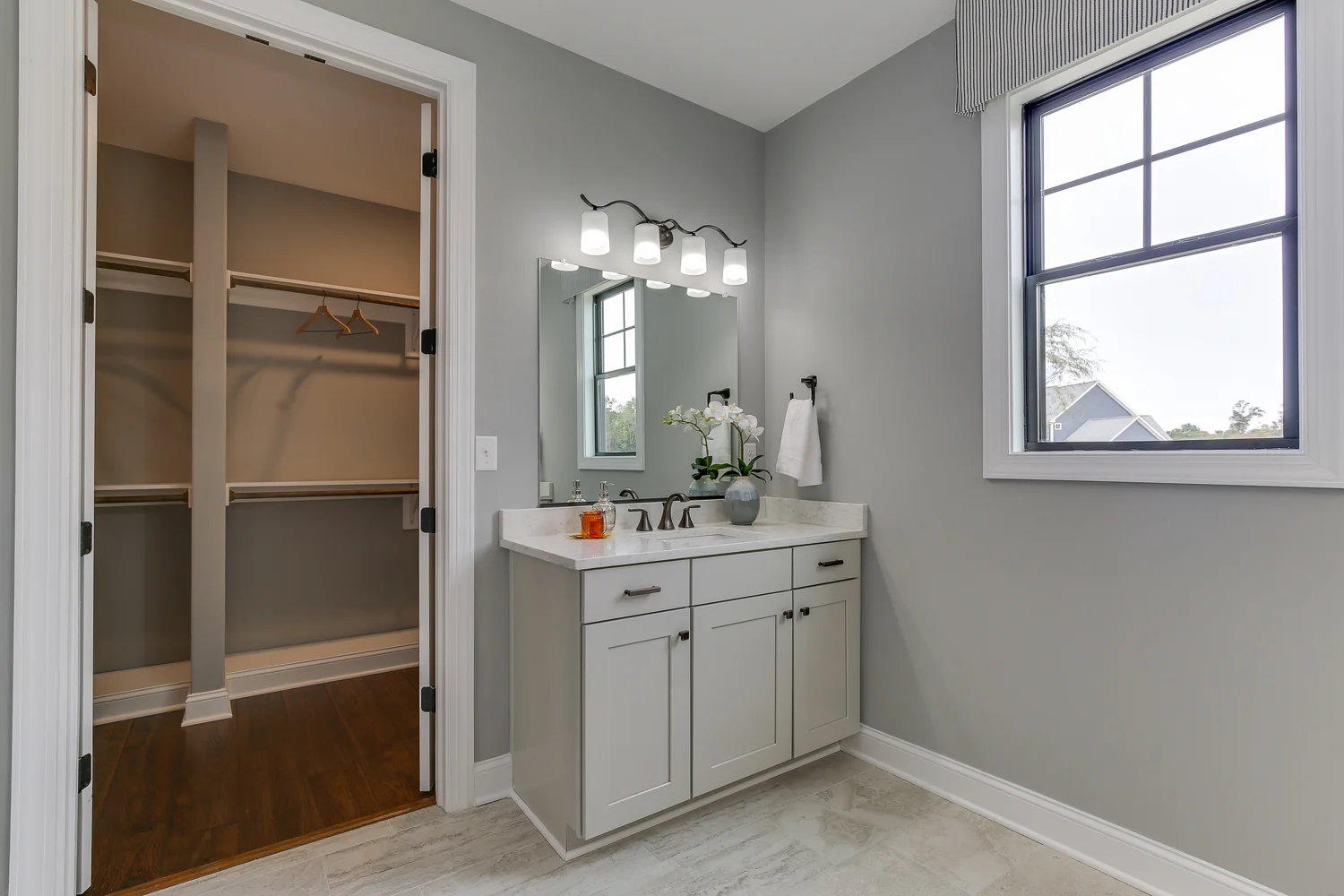 Web 4107 Colbourn Dr-33.jpg