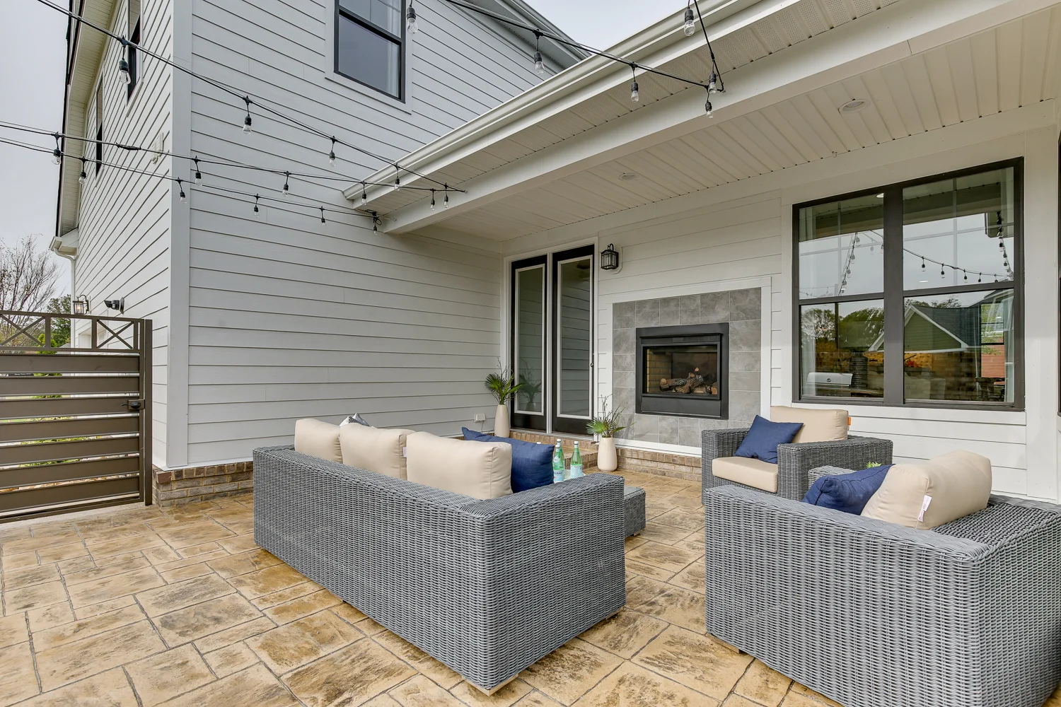 Web 4107 Colbourn Dr-42.jpg