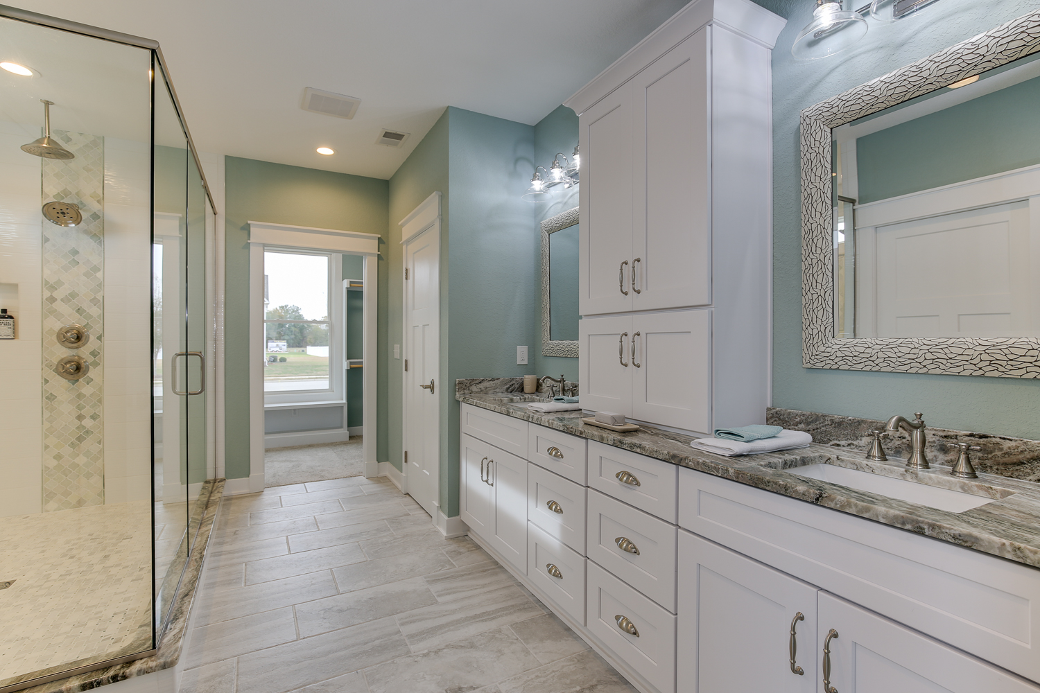 Web 4105 Colbourn Dr-32.jpg
