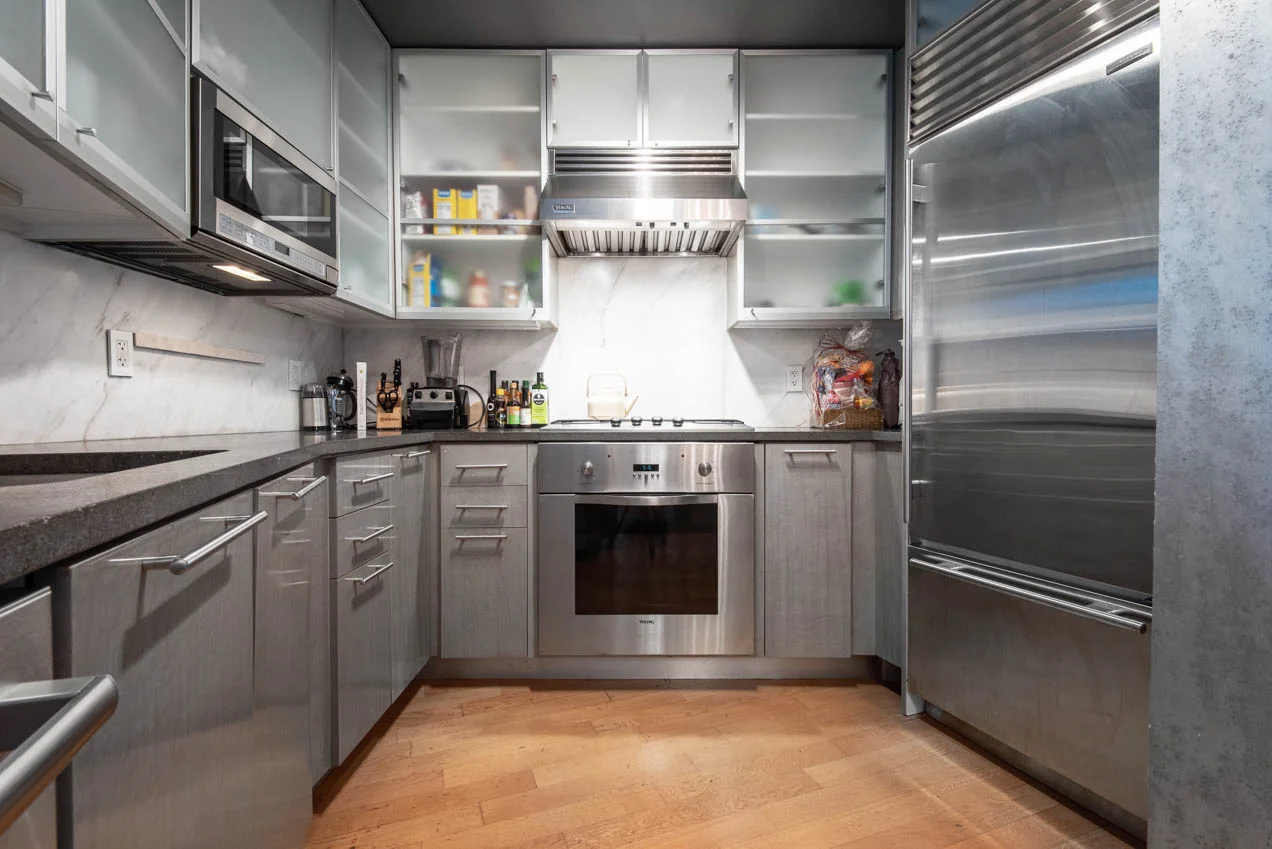 Designer kitchen boasts high end appliances