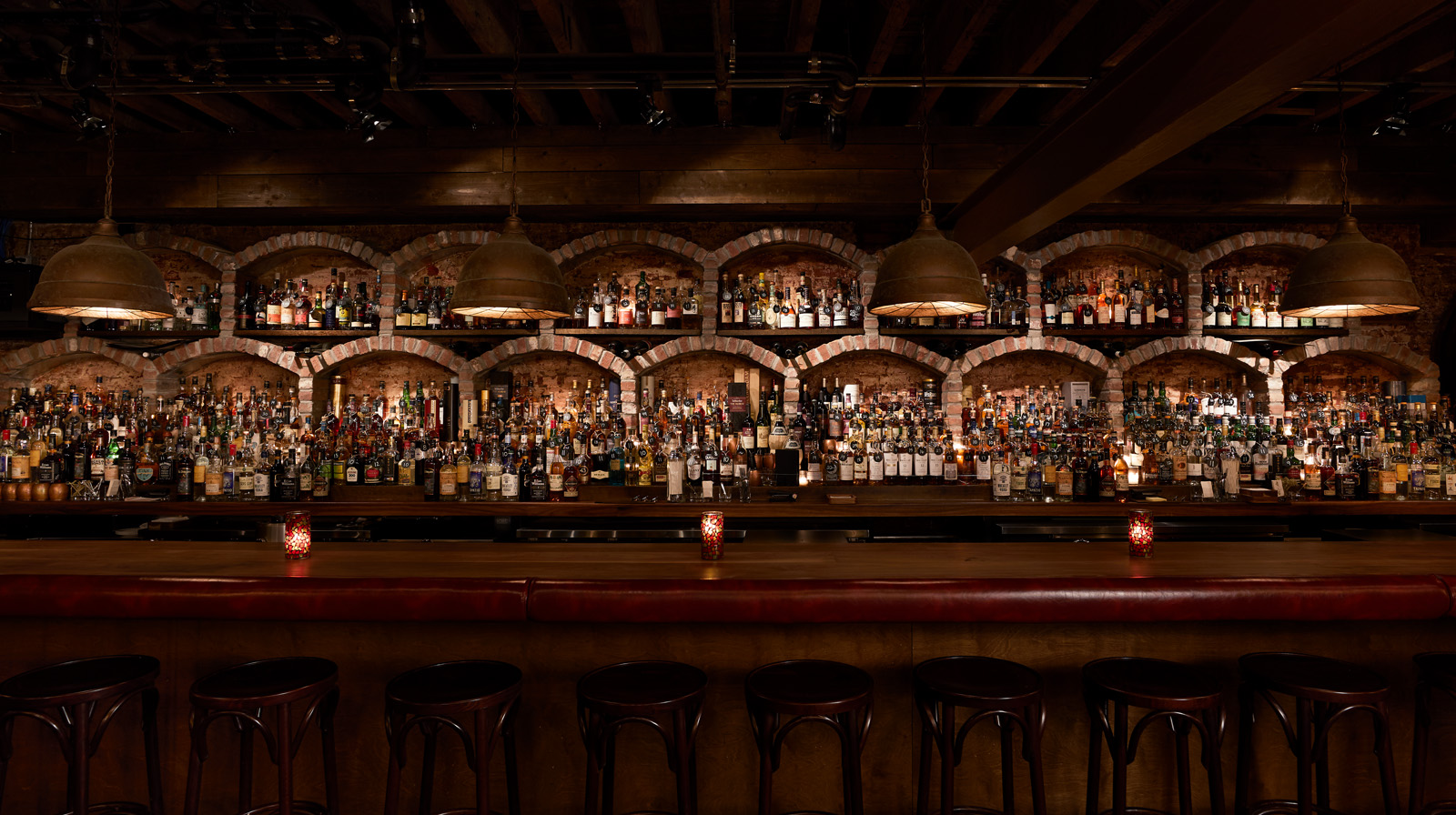 Peppi's Cellar Back Bar.jpg