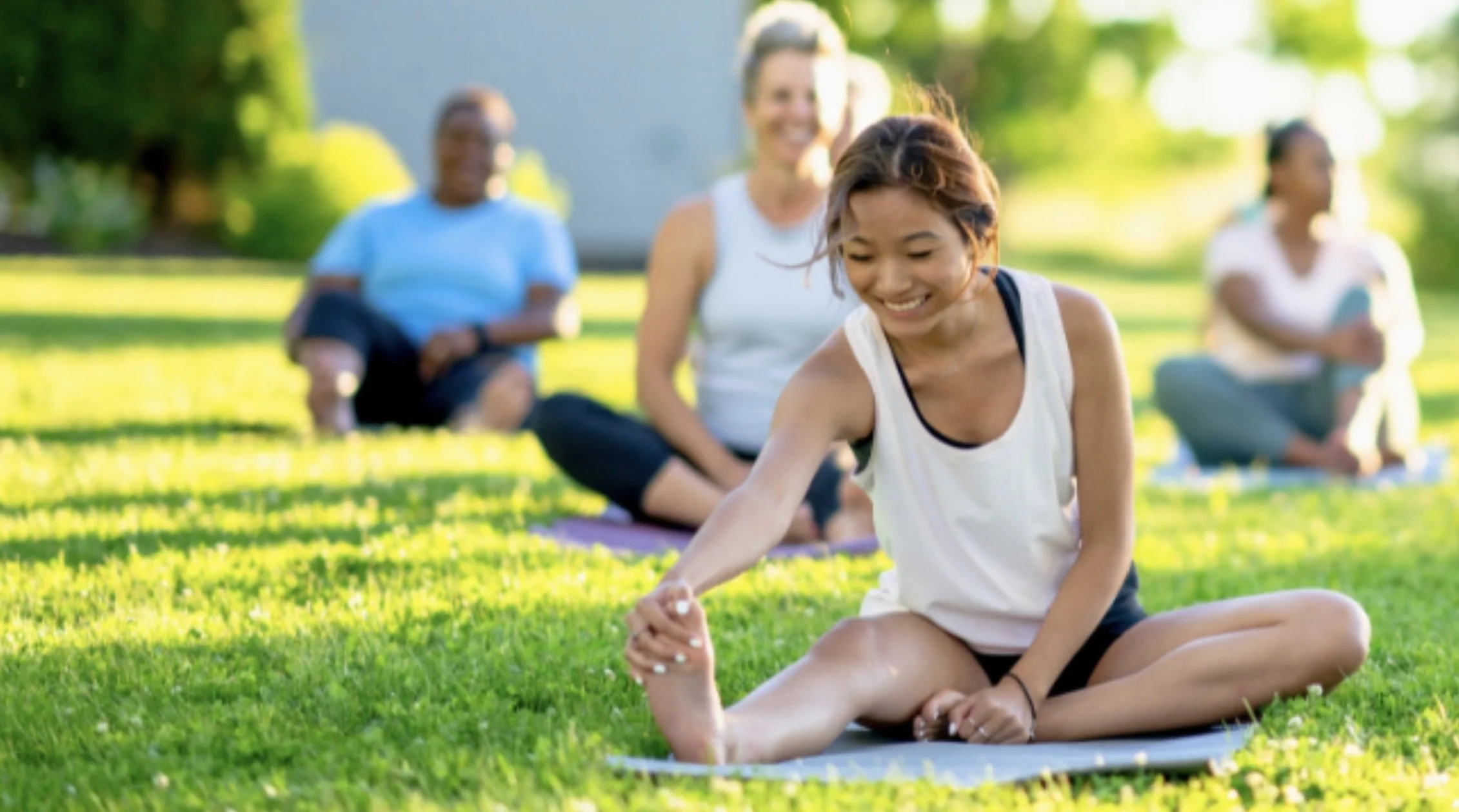 janu-sirsasana-pose-in-the-park.jpg