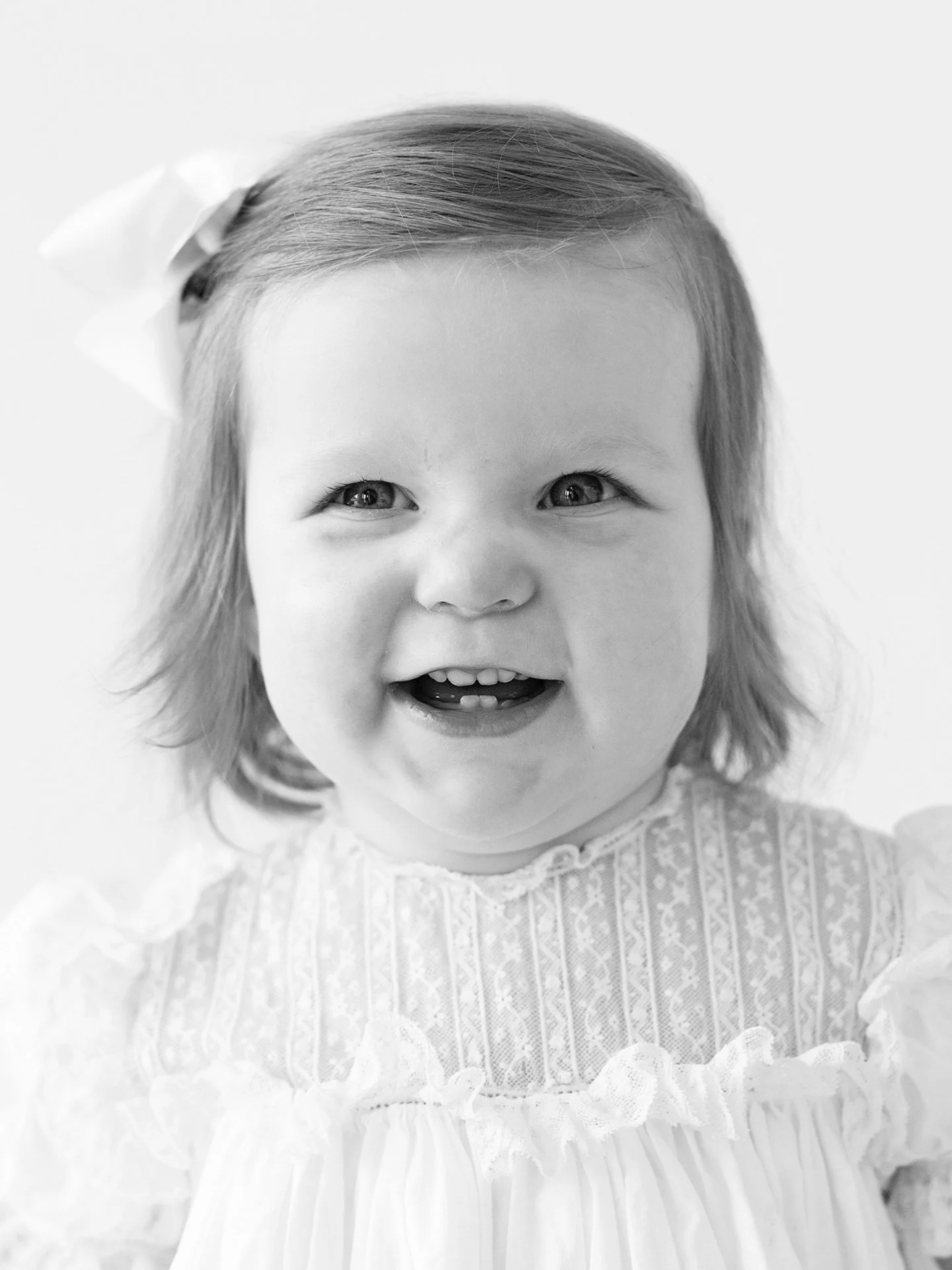 Just opened booking for Spring b&amp;w personality petite sessions! Grab your spot, link in bio!