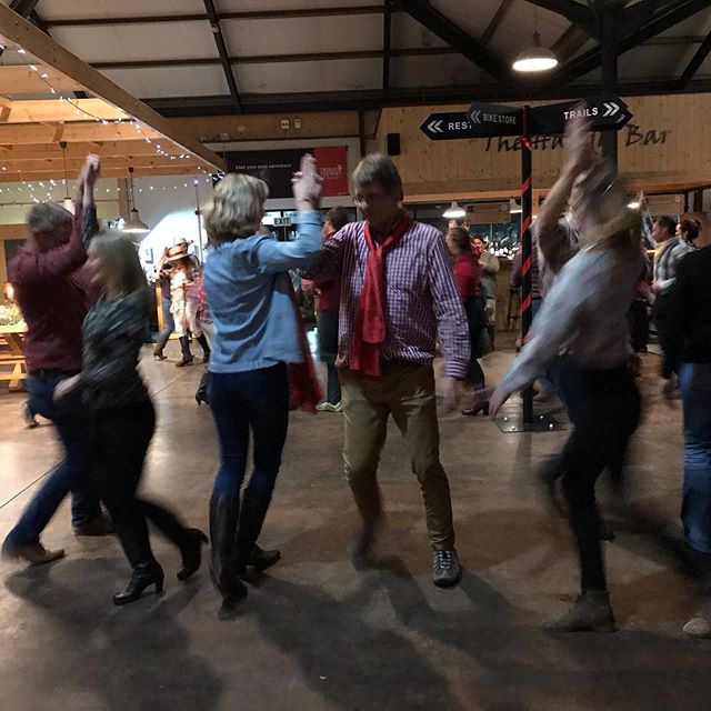 What a fabulous evening at a fabulous venue! A birthday party at Trail&rsquo;s End in Grabouw. Having a blast! #westernthemeparties #interactivefun #shoolfunctions #endofyearfunction #churchfunction #barndance #linedancing #somethingdifferent #corpor