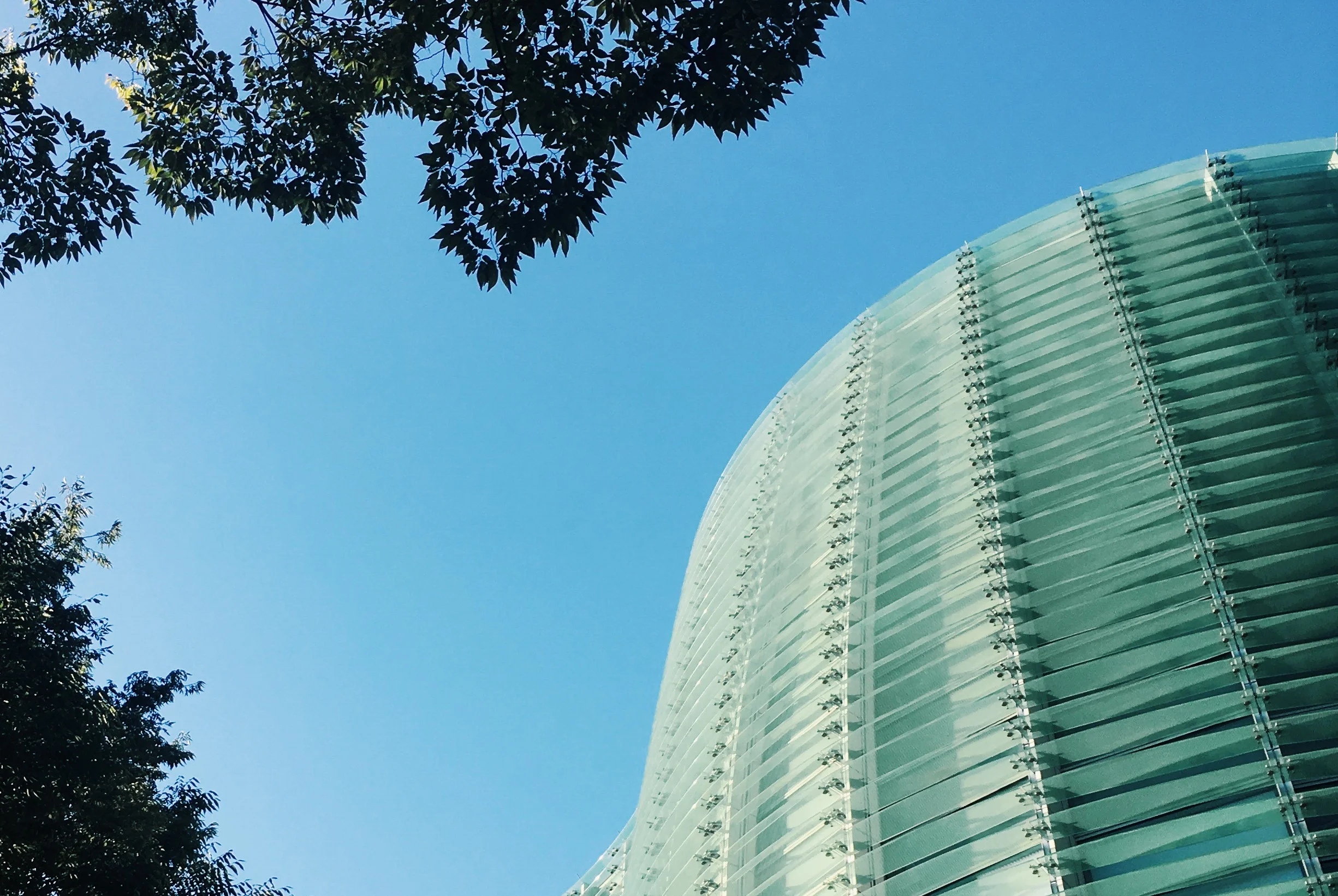 Kisho Kurokawa - Glass