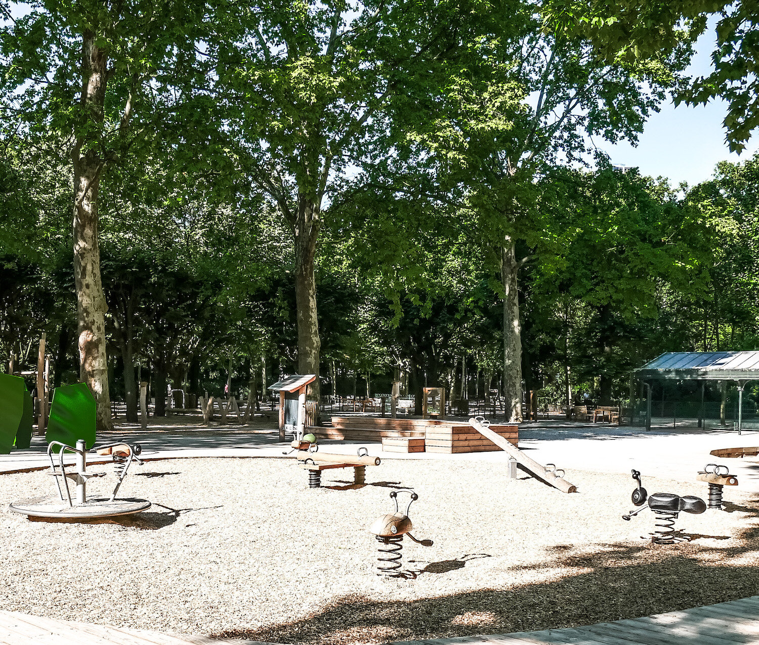 Ludo Jardin - playground for kids in Paris