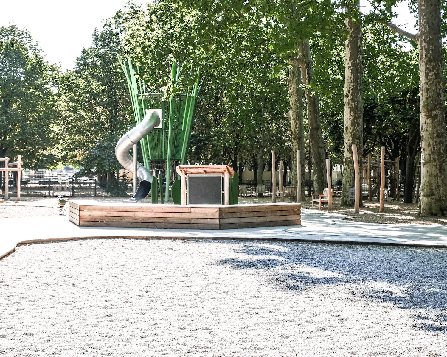 Ludo Jardin - playground for kids in Paris