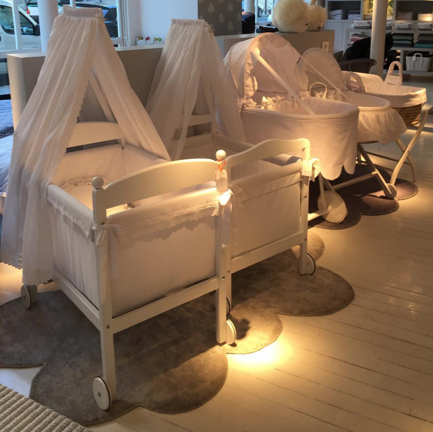 Travelling to Paris with children - Best boutiques for kids - Baudou meubles - High end Nursery decor and furniture