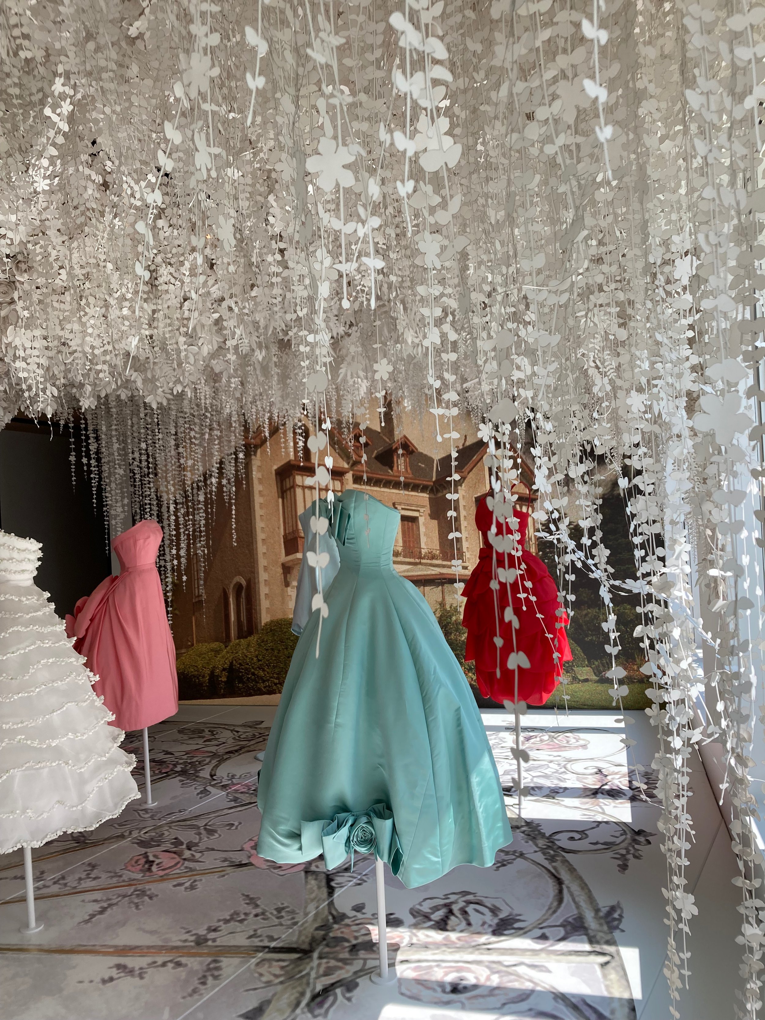 Dior Haute Couture: a Magical Fashion Exhibit in Paris