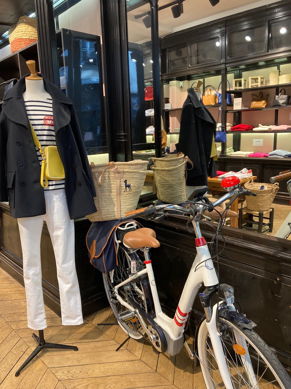  Inès de la Fressange urbane flagship store featuring high-end, Parisian-chic women's apparel, accessories &amp; housewares. Elegant French style Paris boutique 