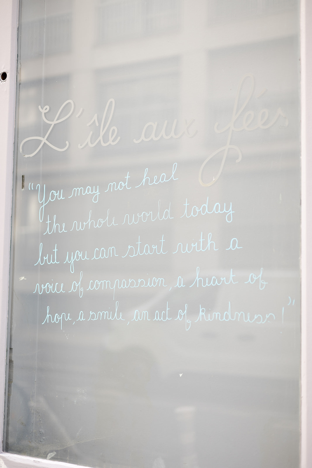 personalized shopping experience in French children's boutique
