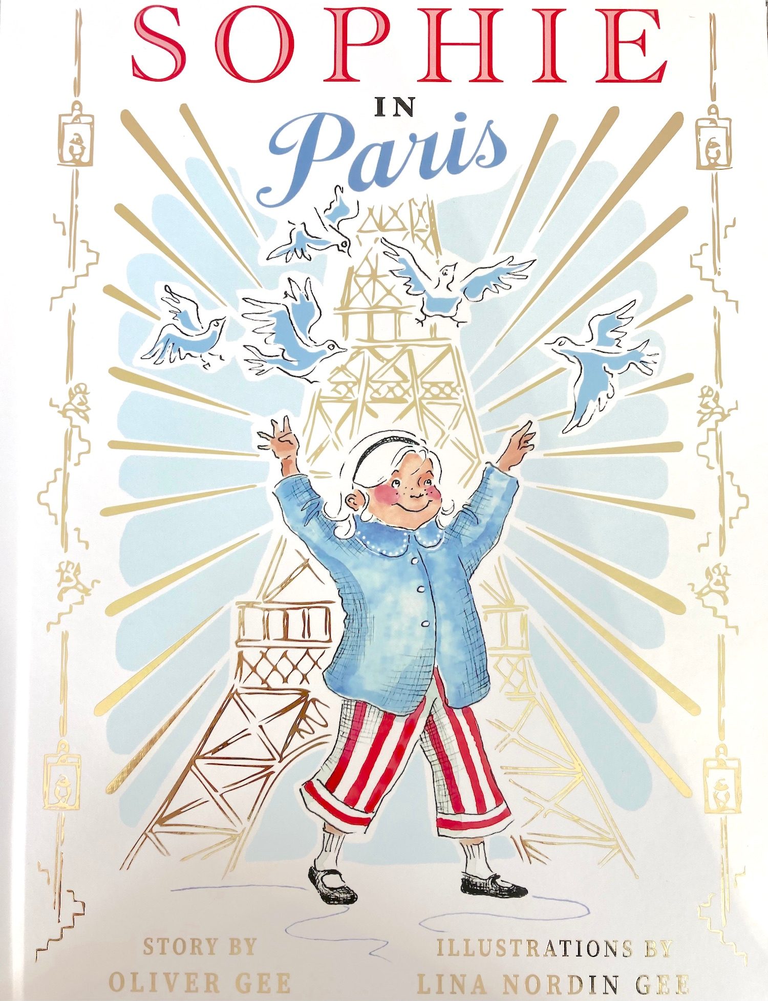  Sophie in Paris bilingual book 