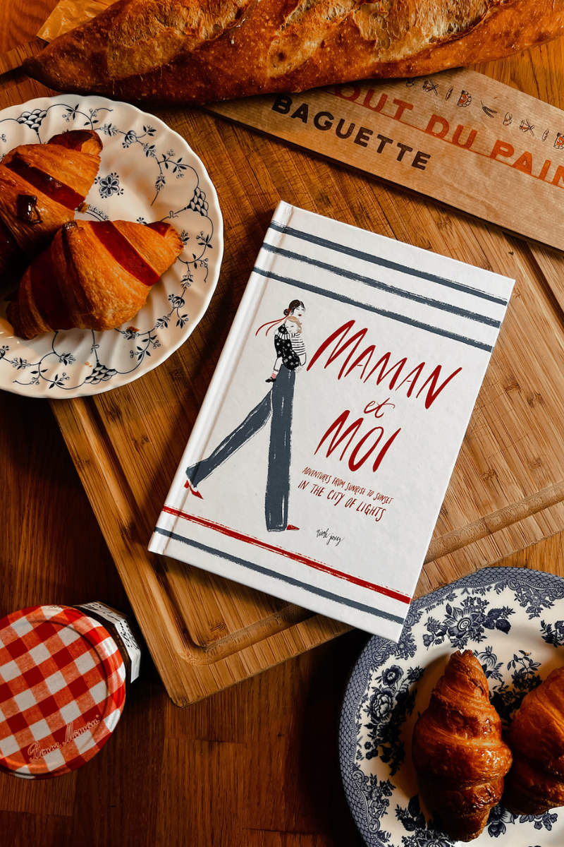 Maman et Moi fashion themed Paris book