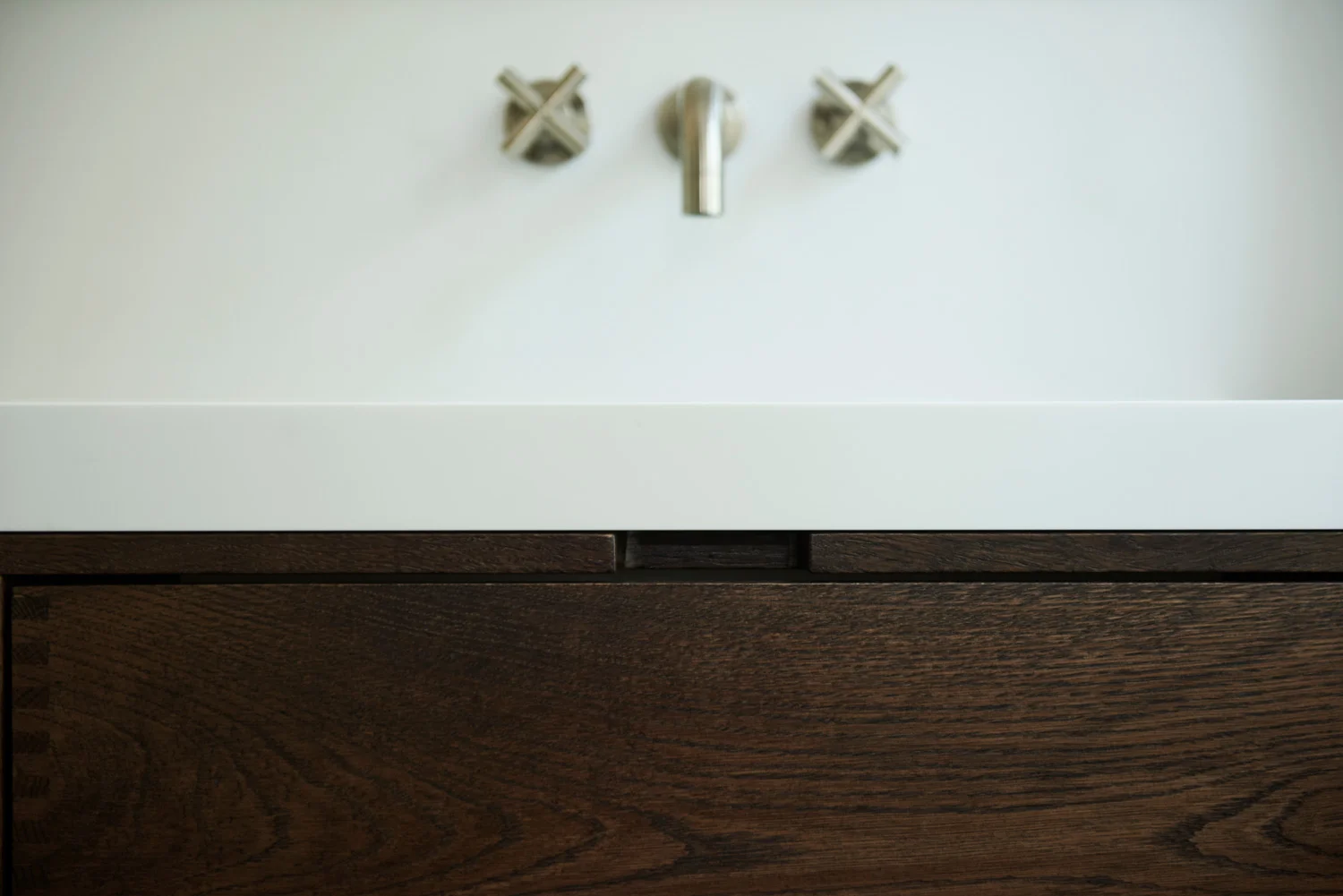 Handcrafted_interior_tapped_bad_DSC5449a_web.jpg