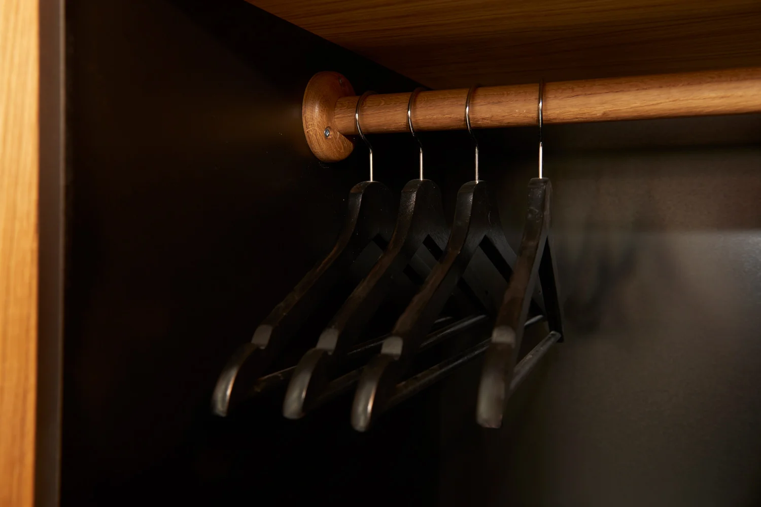 Handcrafted_interior_skov_line_opbevaring_DSC5106a_web.jpg