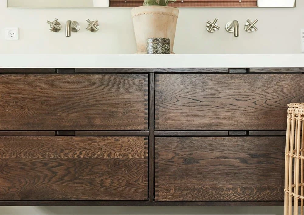 Handcrafted_interior_tapped_bad_DSC5490a_web_1.jpg