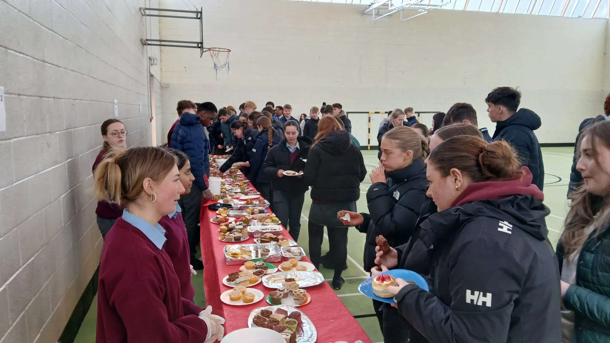 Fantastic Support for School Cake Sale Raises €1,200 for Quid Games Teams 🍰