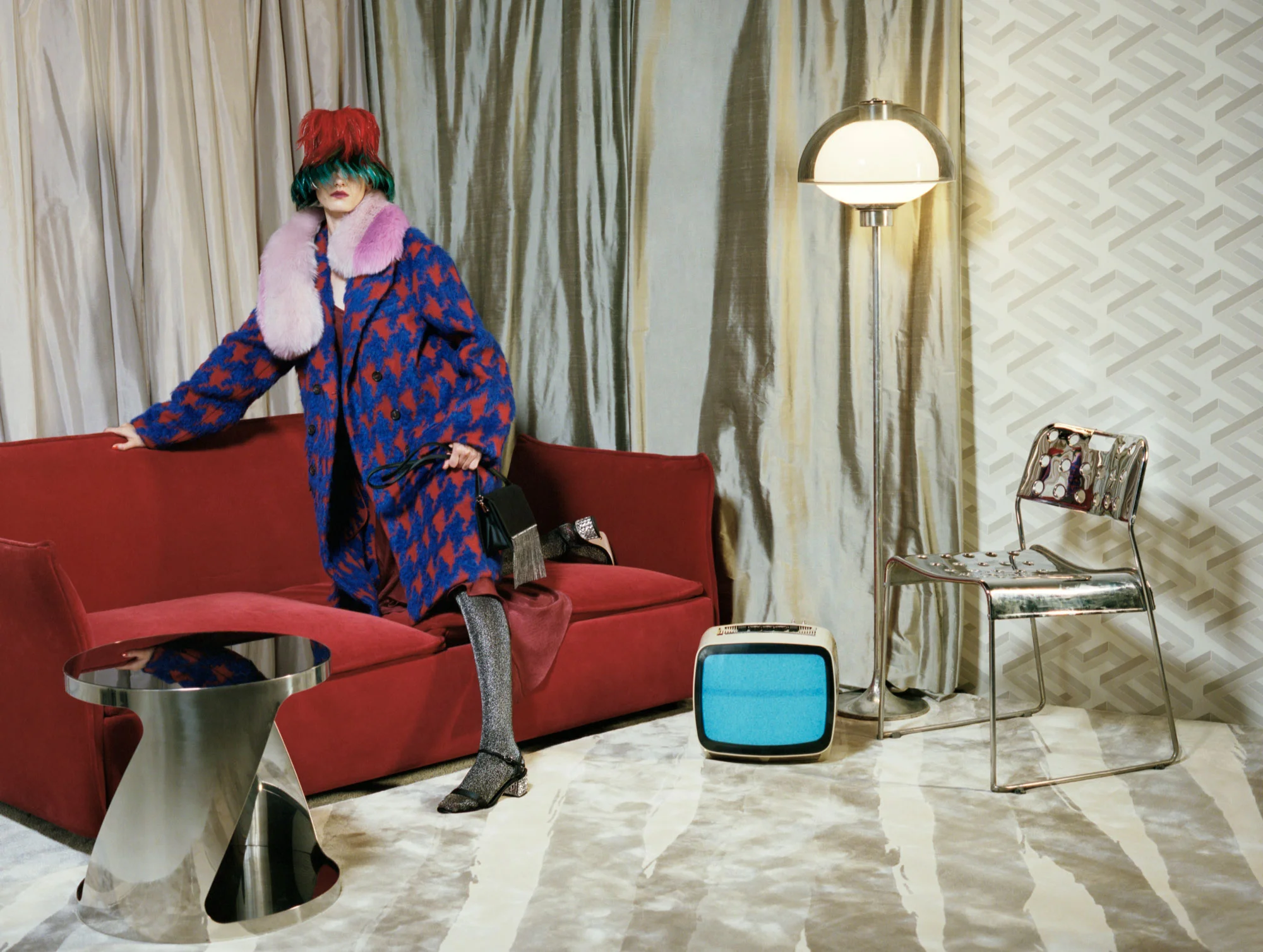 CHARLES-KEITH-holiday-2018-campaign-the-magic-hour-04.jpg