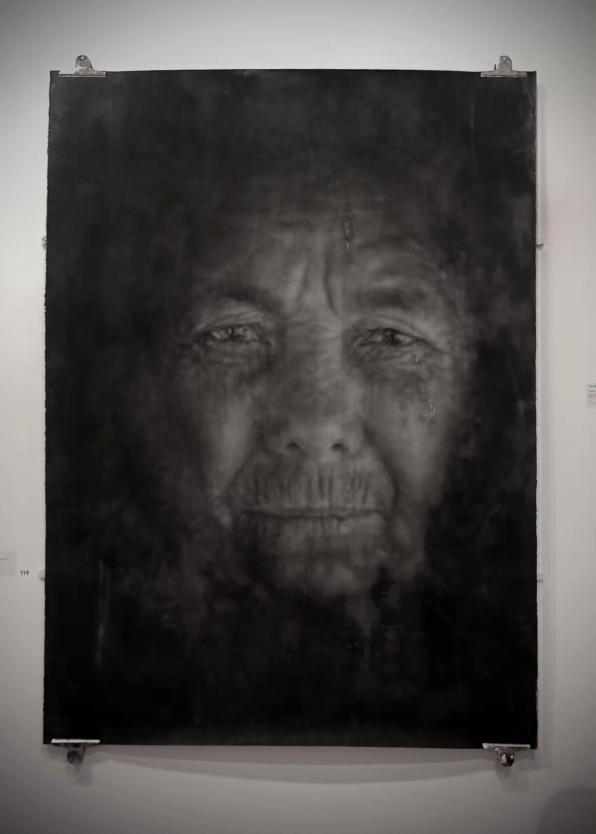 Afghan old lady, Moria Refugee Camp, winner WAC 2021, JGM Prize