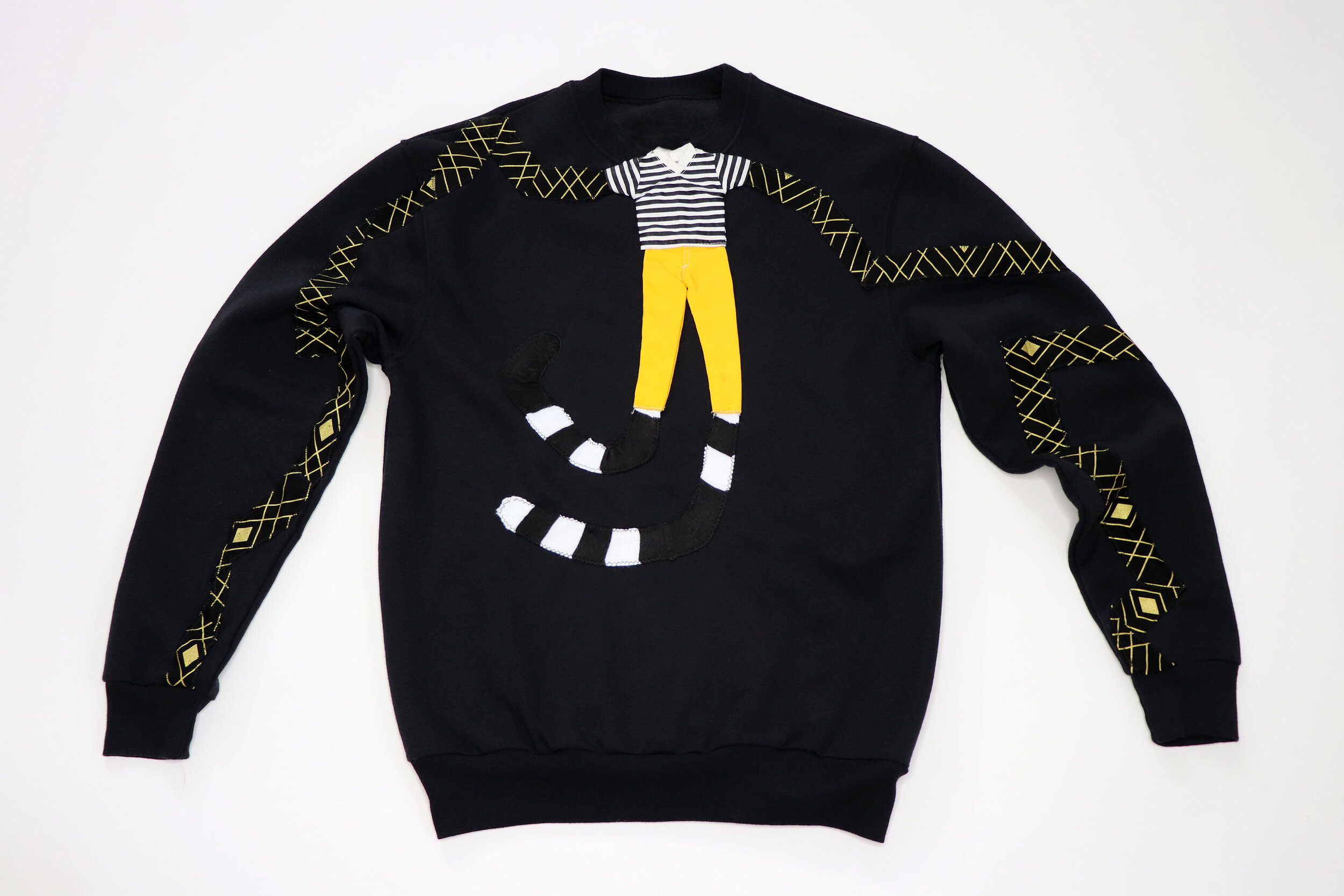 SWEATER6A.jpg