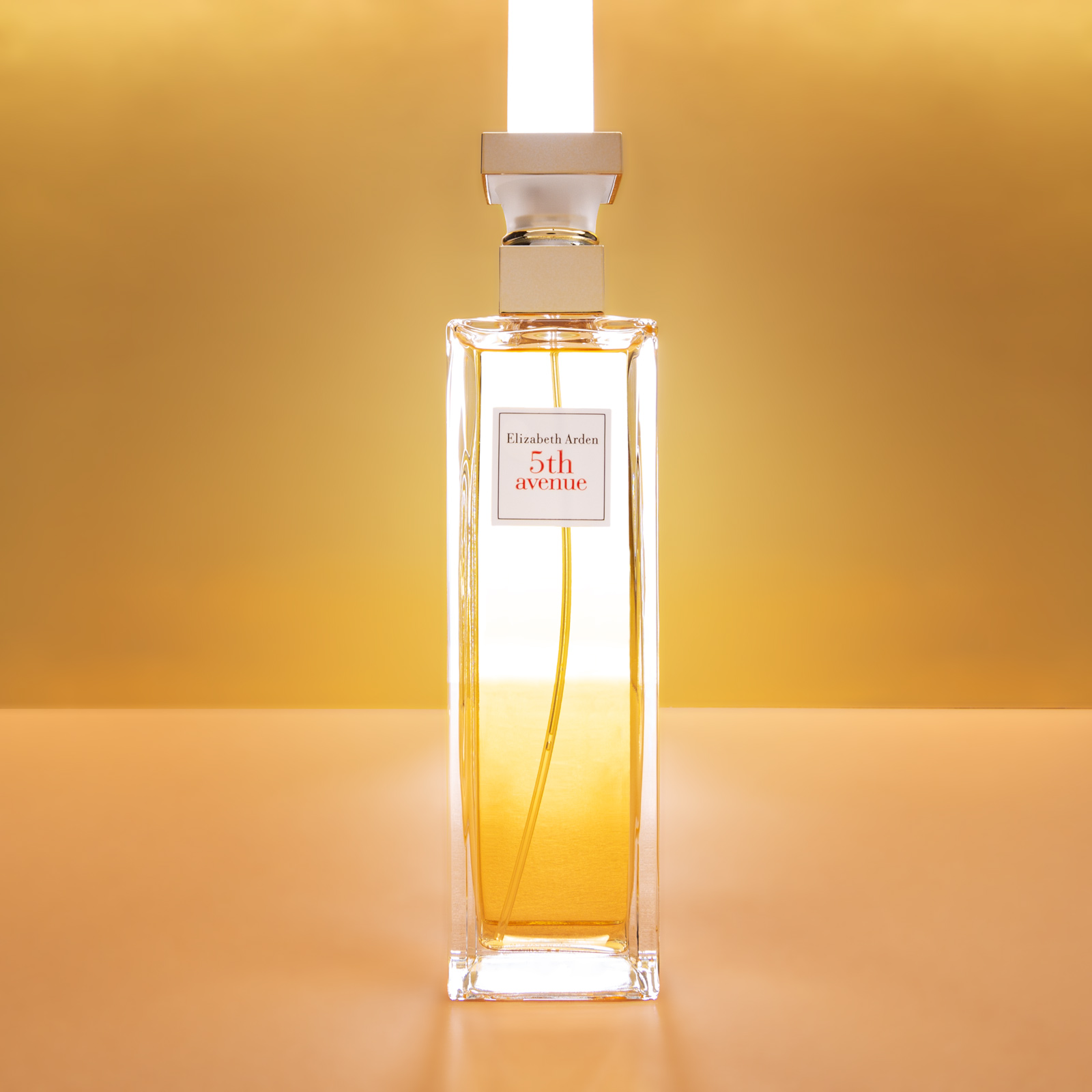 Elizabeth Arden 5th Avenue perfume