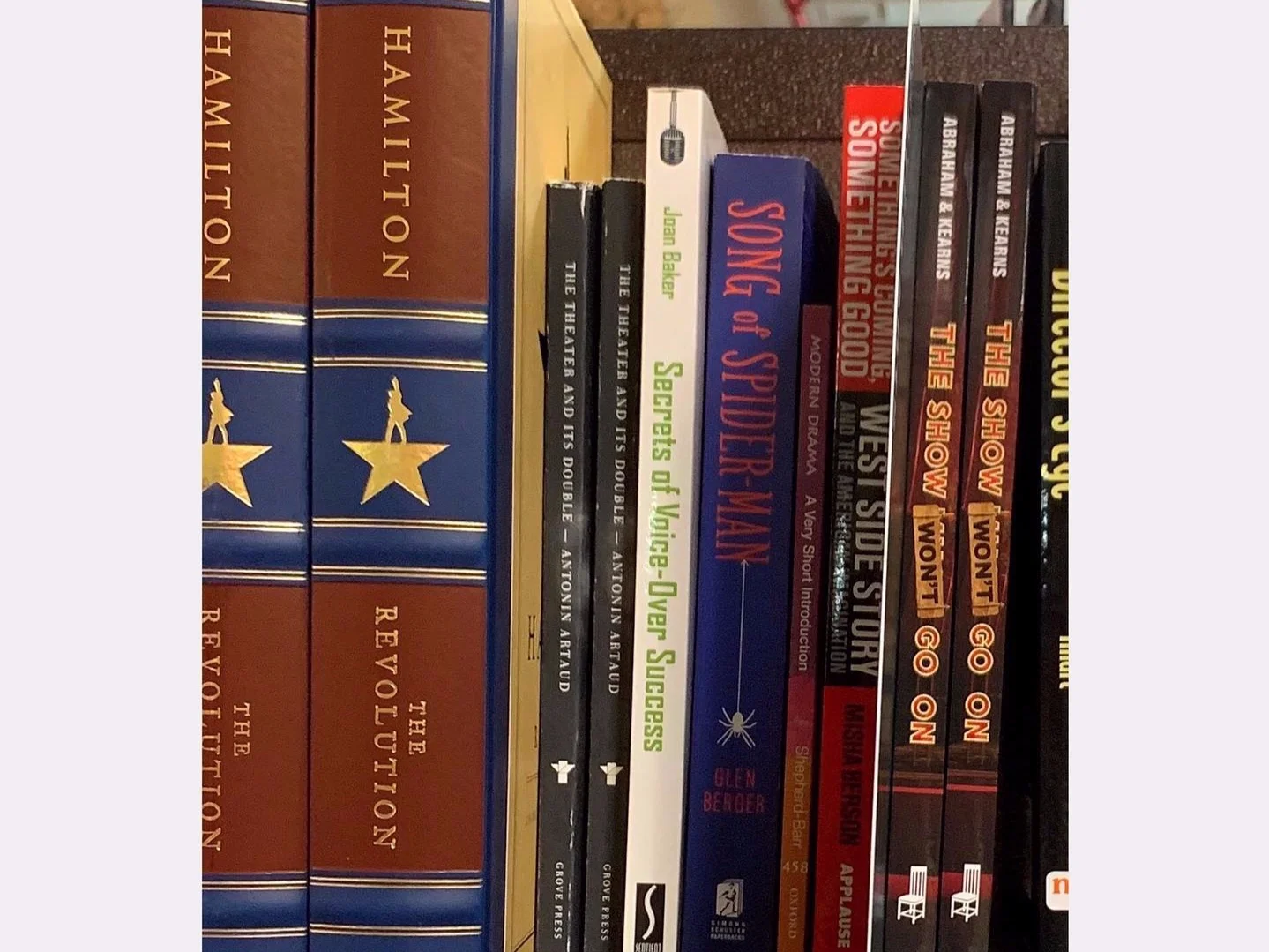 BARNES & NOBLE, UNION SQUARE, NYC, 9 AUG 2019: FIRST VERIFIED BOOKSTORE SIGHTING OF THE SHOW WON’T GO ON
