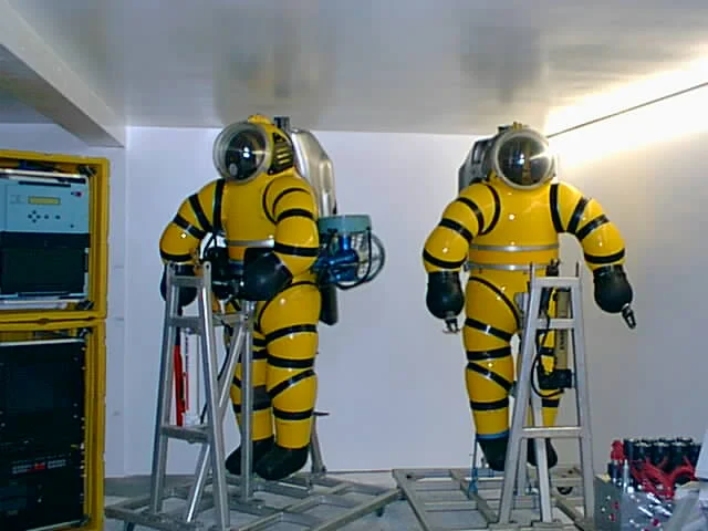 newtsuits.jpg