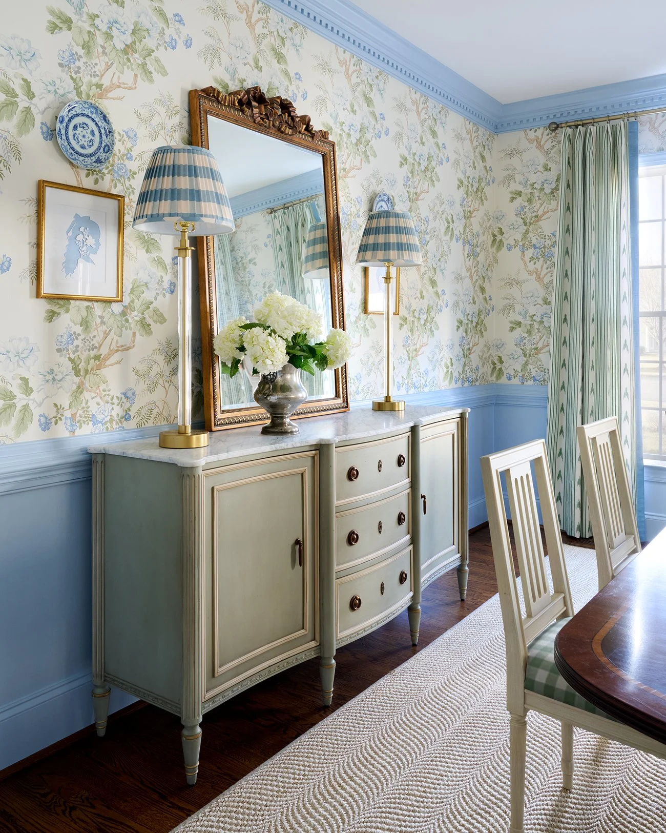 fabricdevonshire_lores_dining_04 copy.jpg