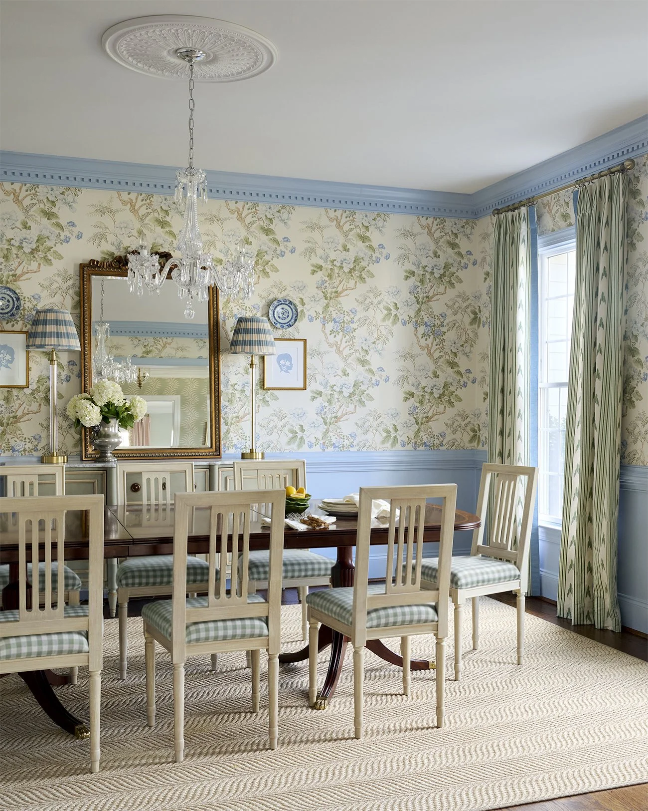 fabric_devonshire_lores_dining_03 copy.jpg