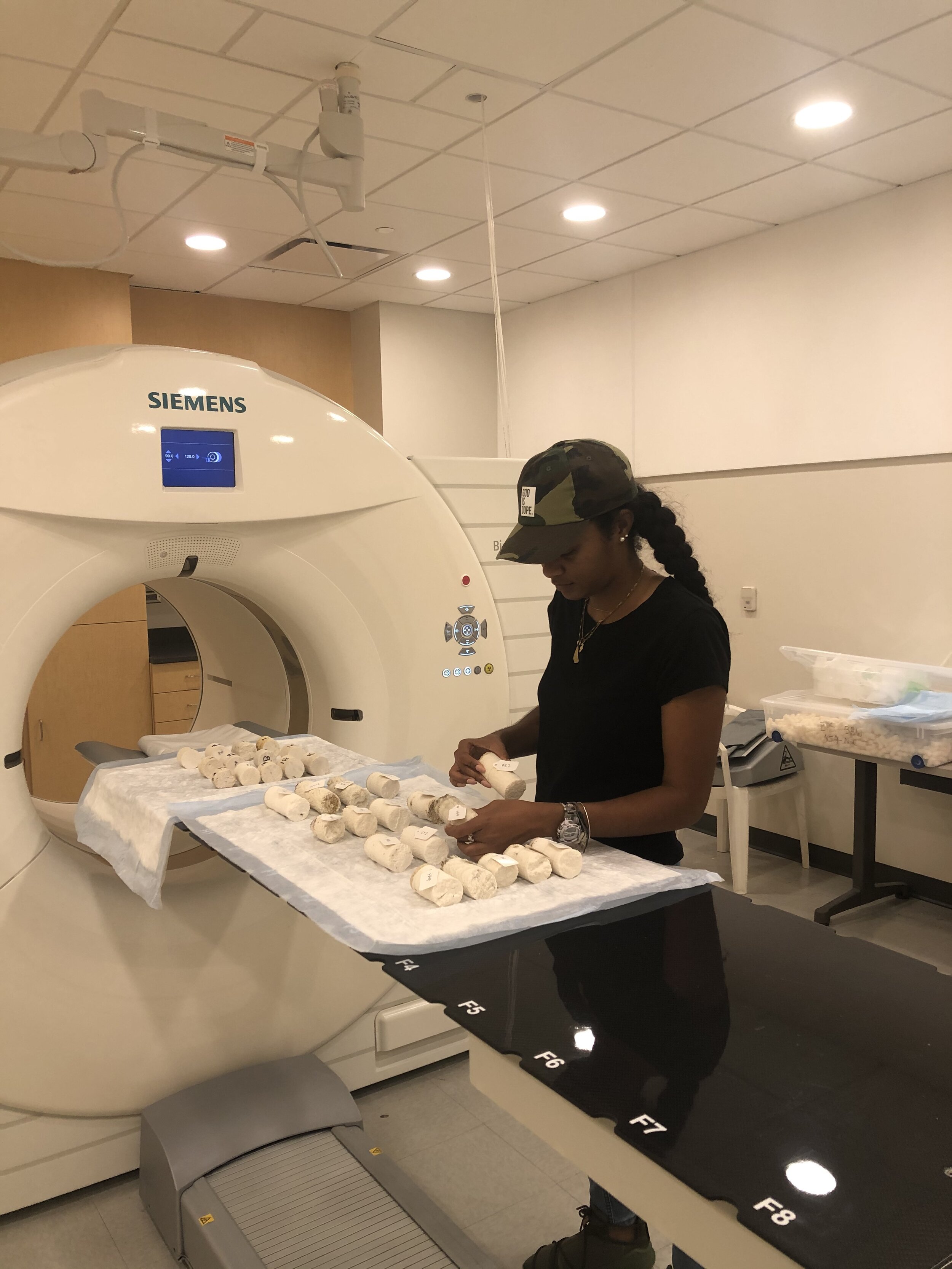  Aliyah studies coral at UNC Chapel Hill. 