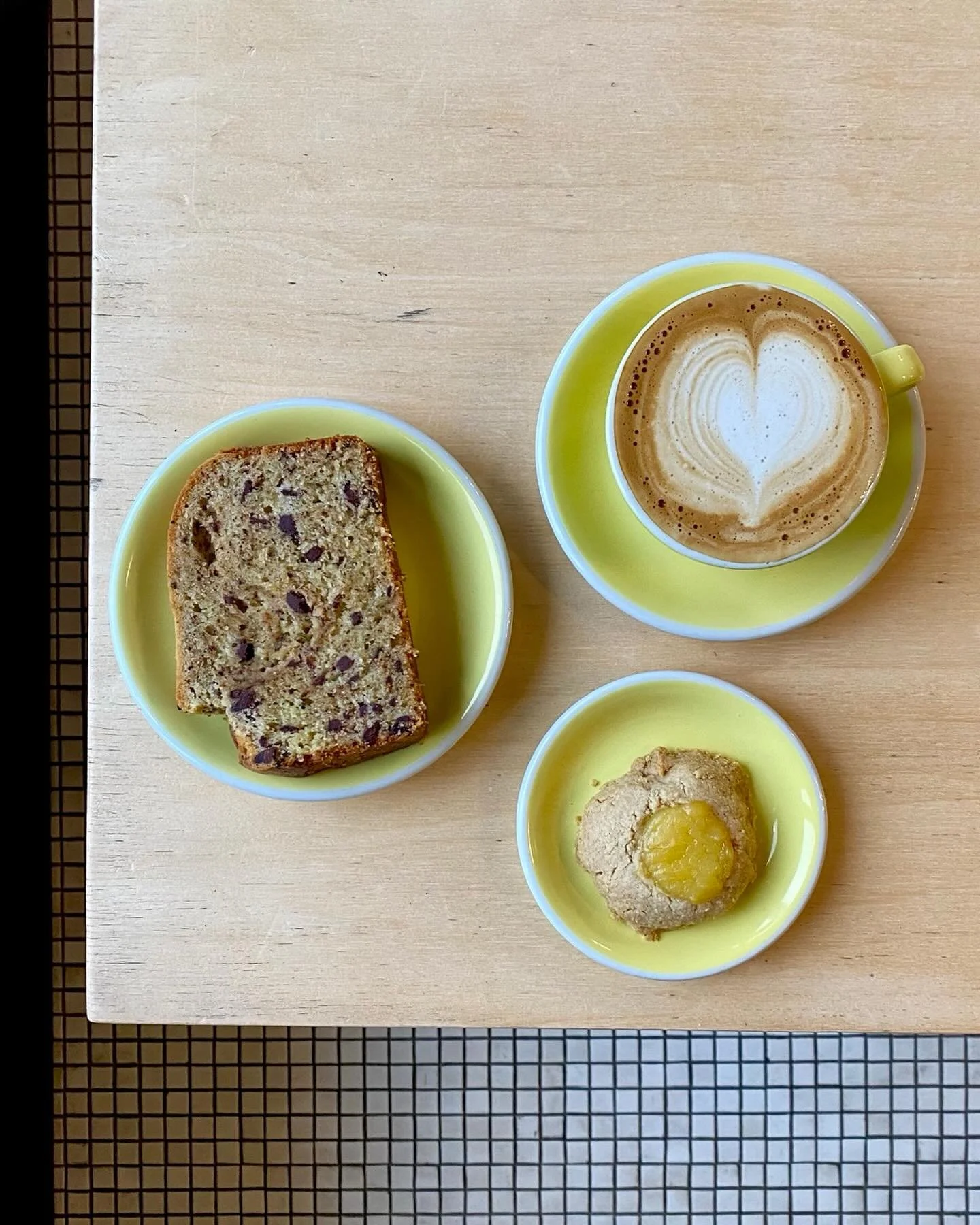 It&rsquo;s grey out there but it&rsquo;s sunny in here ☀️