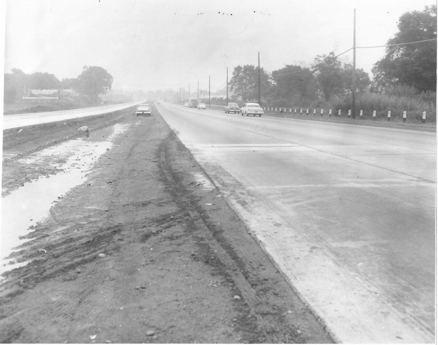 Rt 17 area of MacArthur blvd (not built yet 9-1-65.jpg