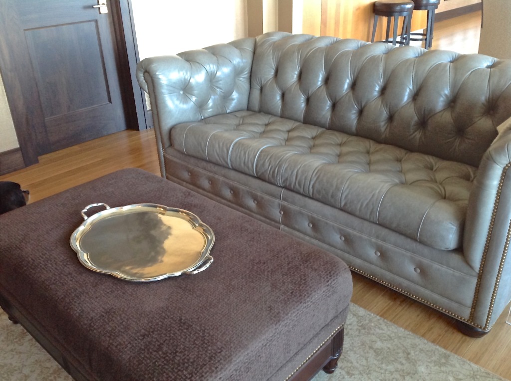 Chesterfield-Sofa-1024x764.jpg